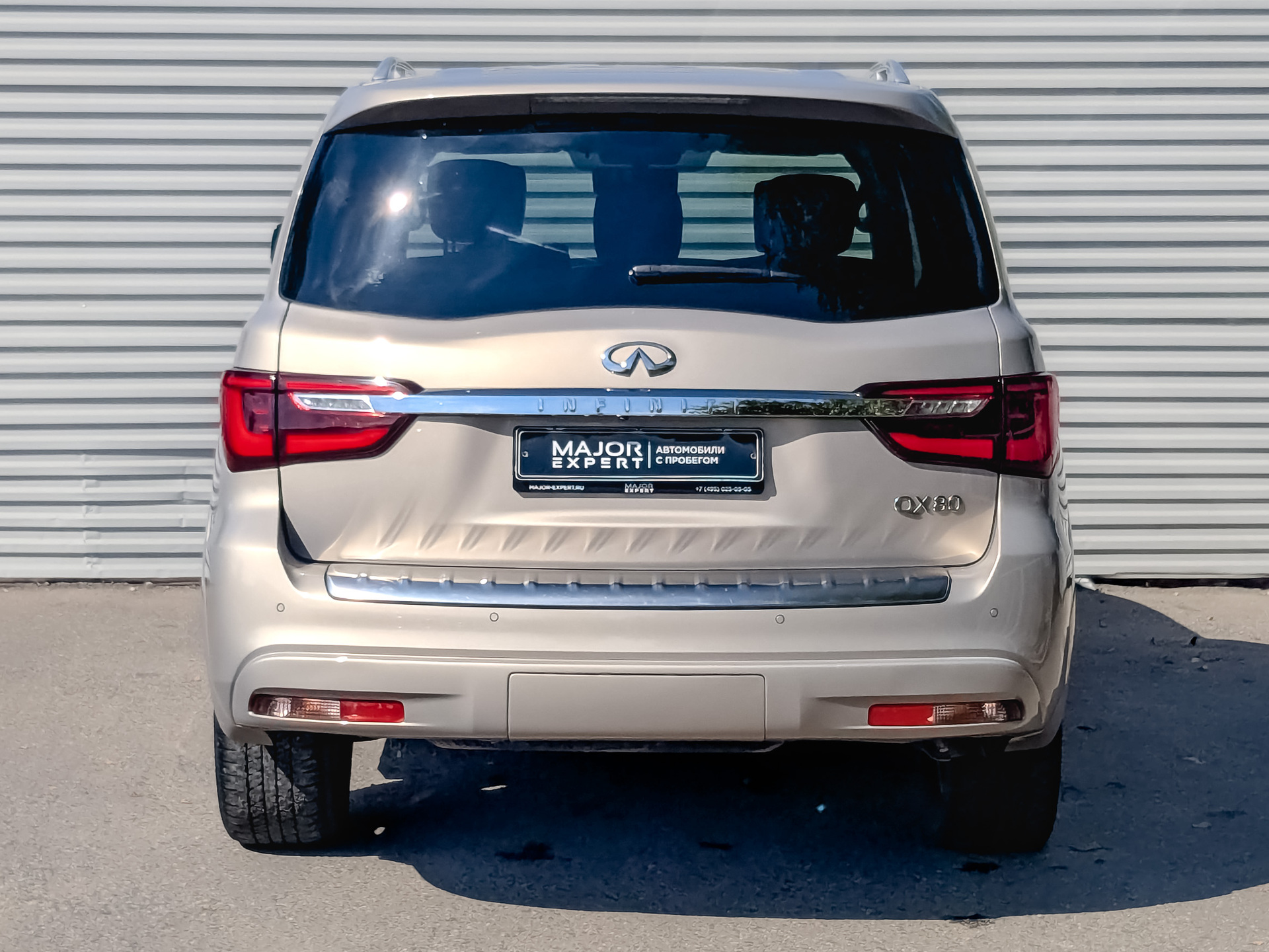 INFINITI QX80 5.60 (405 л.с), автомат, 2019, пробег 137 388 км