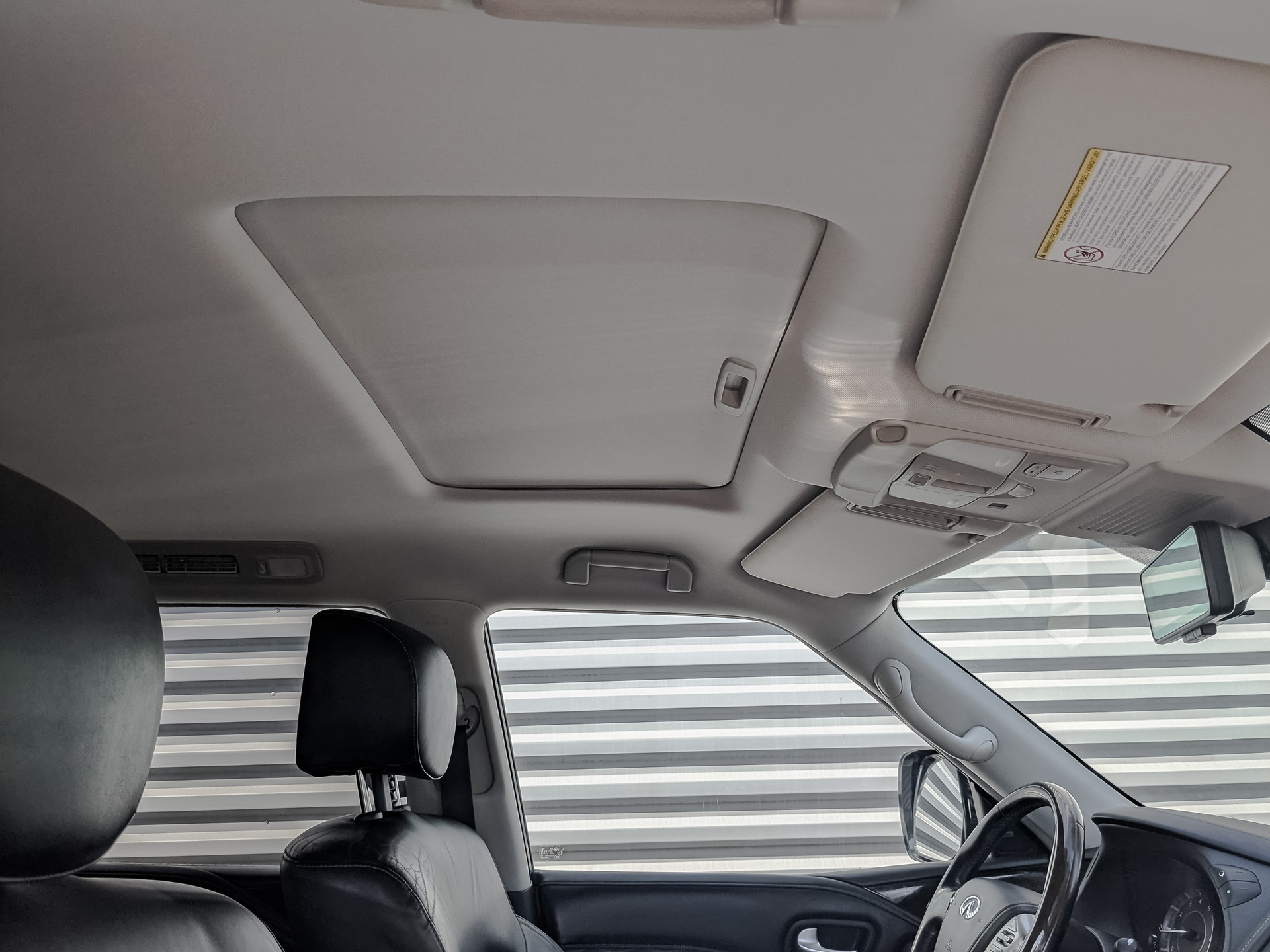 INFINITI QX80 5.60 (405 л.с), автомат, 2019, пробег 137 388 км