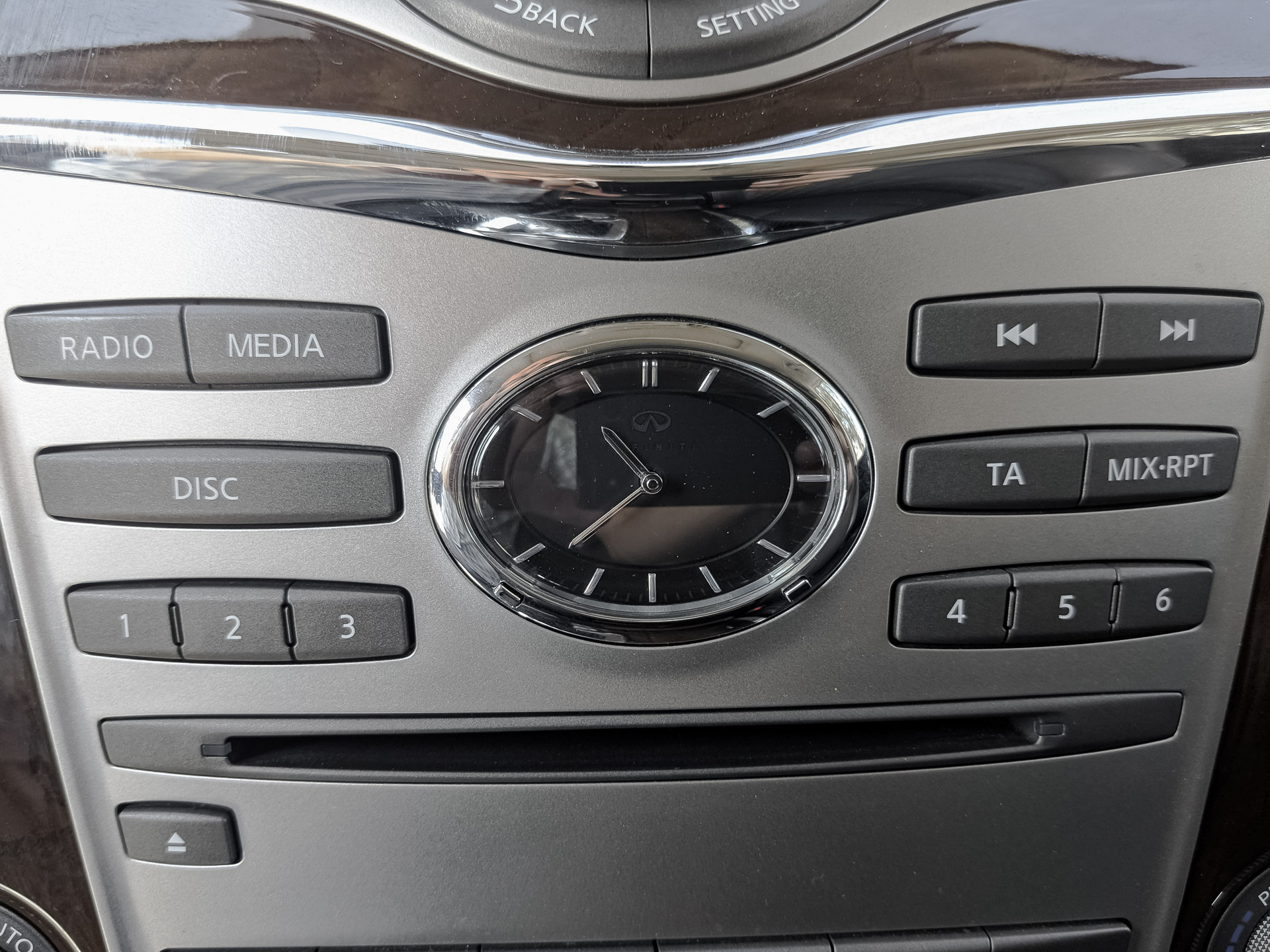 INFINITI QX80 5.60 (405 л.с), автомат, 2019, пробег 137 388 км