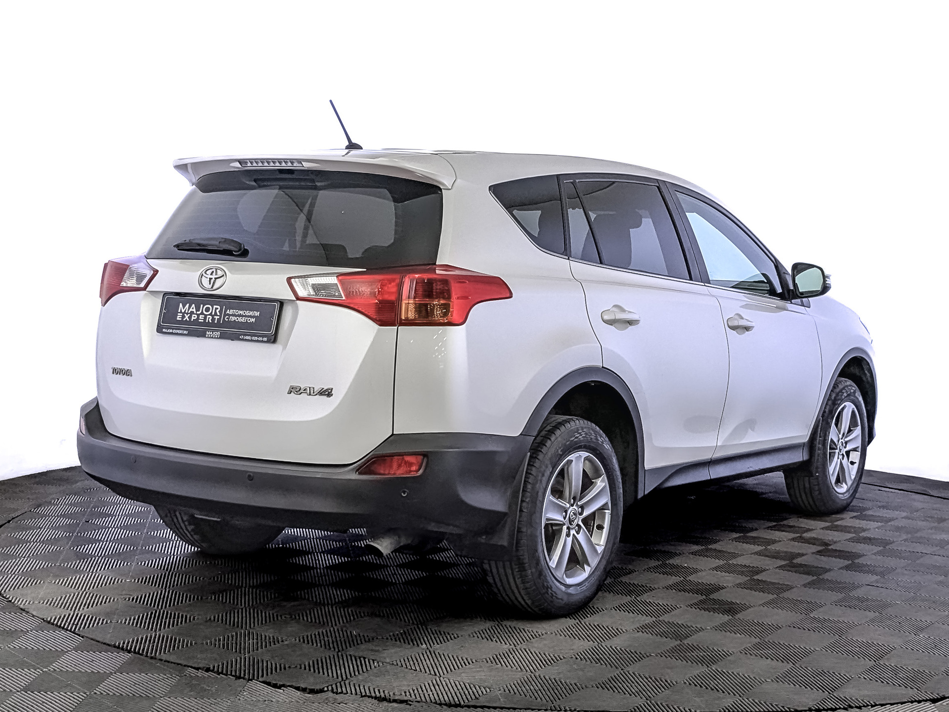 TOYOTA Rav-4 2.00 (146 л.с), автомат, 2015, пробег 180 630 км