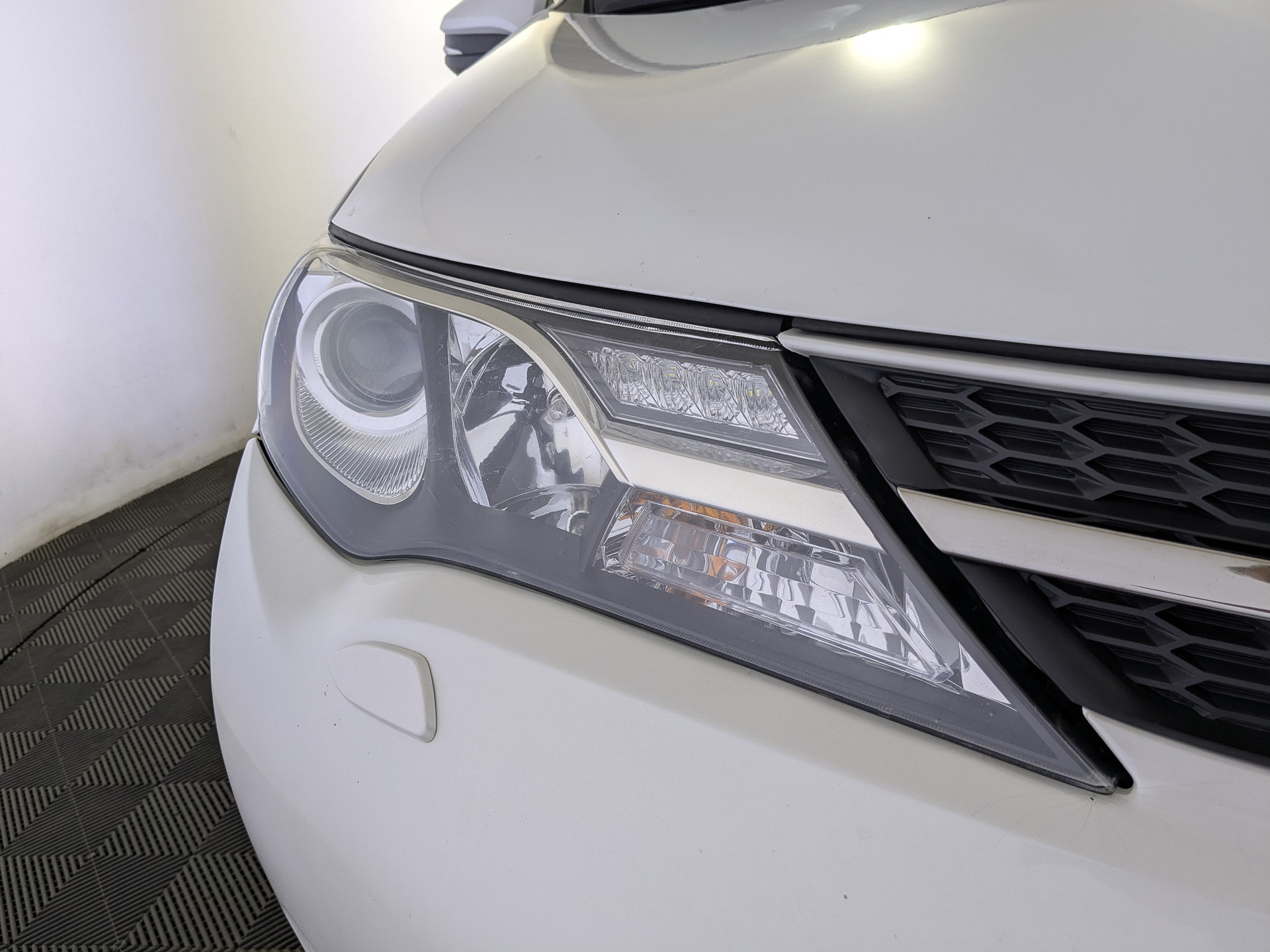 TOYOTA Rav-4 2.00 (146 л.с), автомат, 2015, пробег 180 630 км