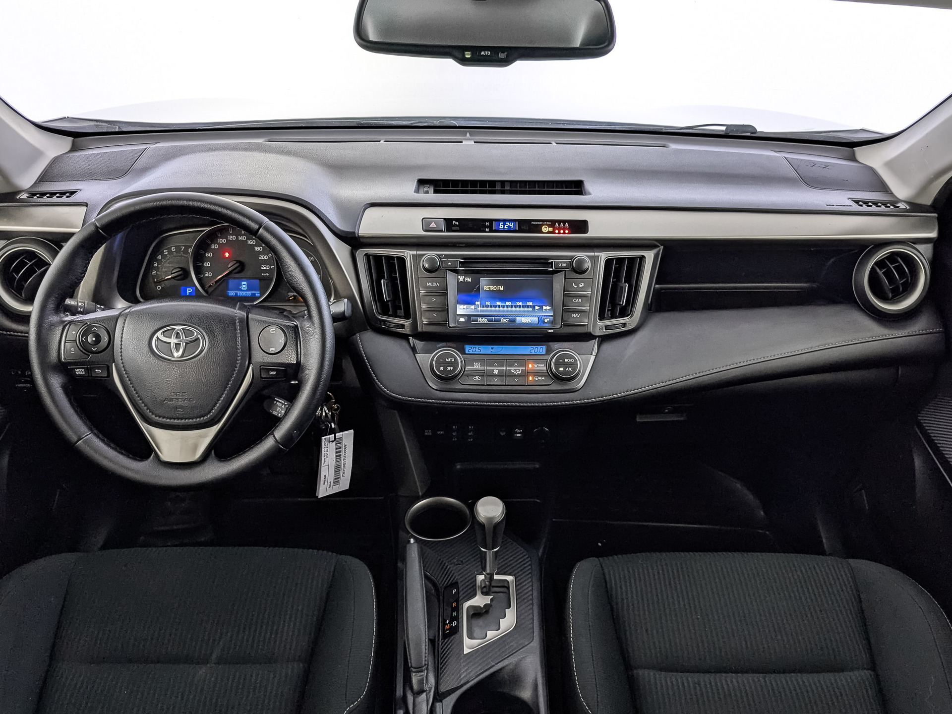 TOYOTA Rav-4 2.00 (146 л.с), автомат, 2015, пробег 180 630 км