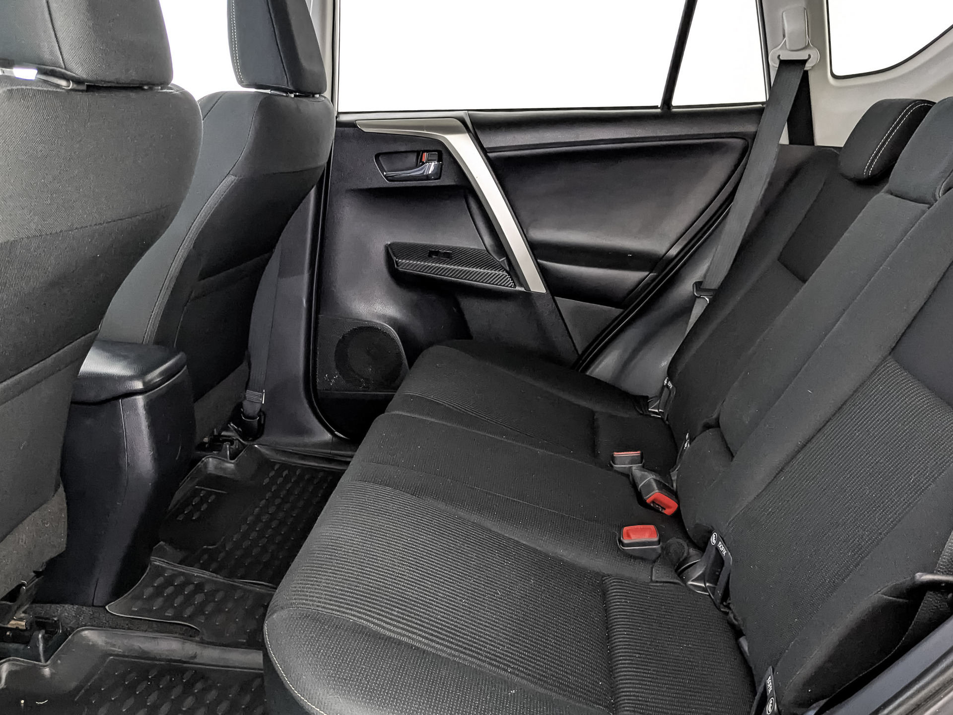 TOYOTA Rav-4 2.00 (146 л.с), автомат, 2015, пробег 180 630 км