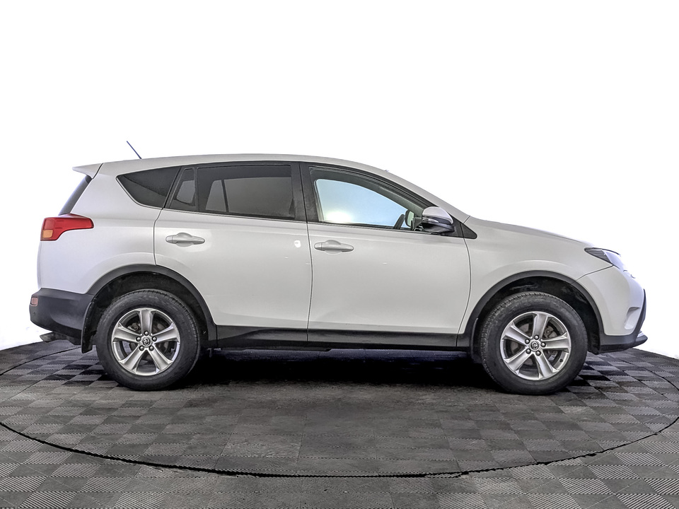 Toyota RAV 4 IV