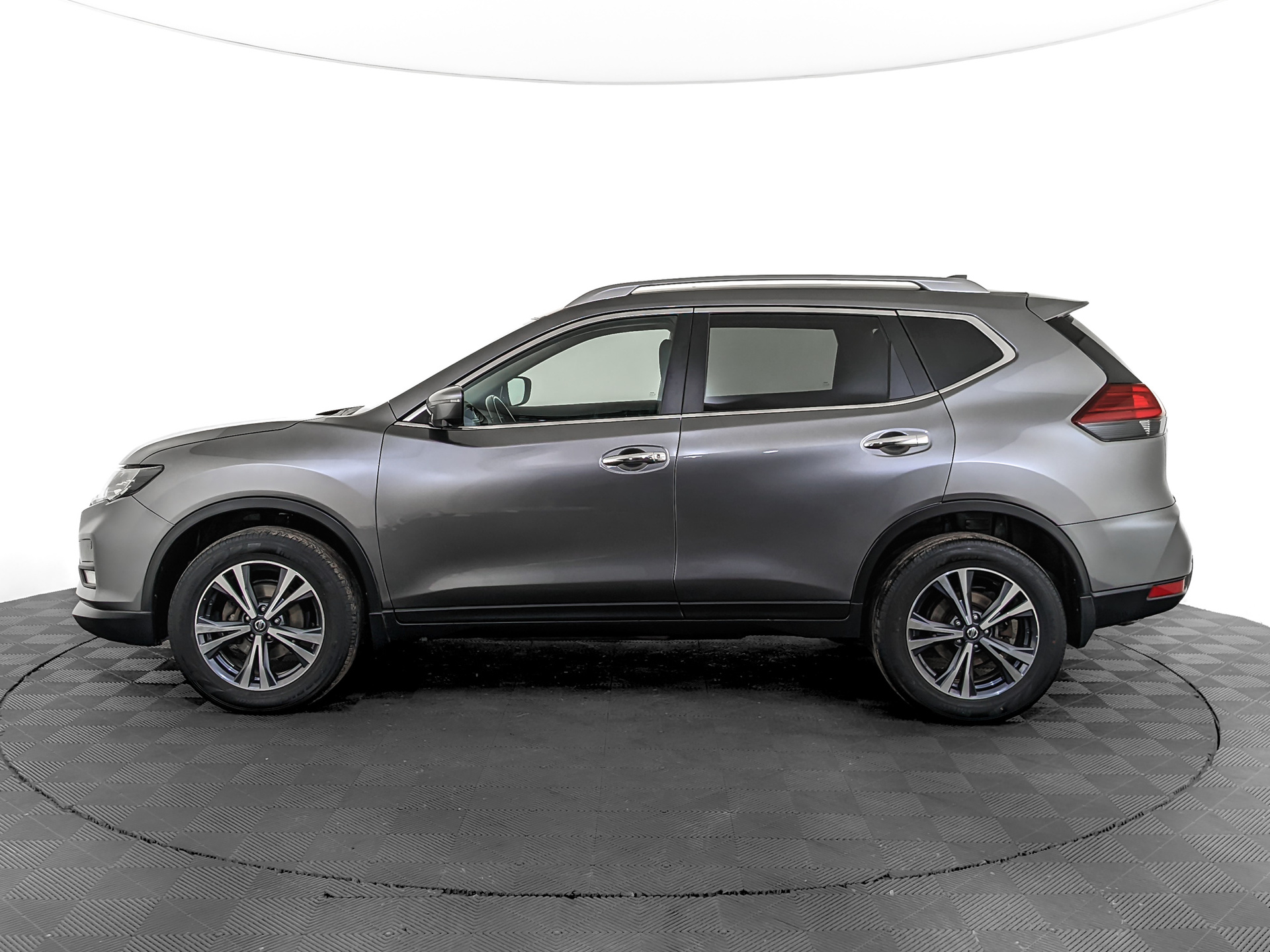 NISSAN X-Trail 2.50 (171 л.с), автомат, 2021, пробег 95 941 км