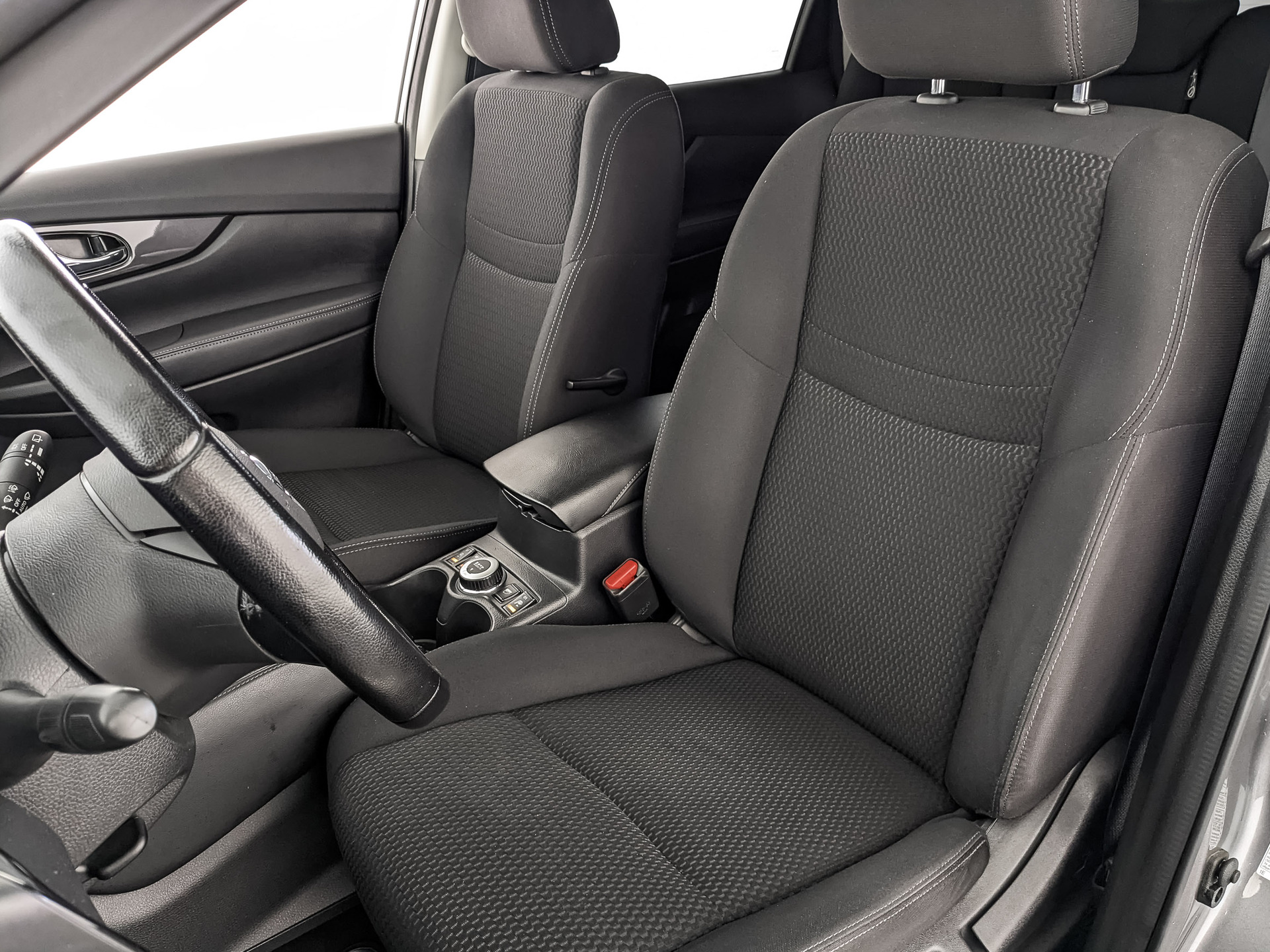NISSAN X-Trail 2.50 (171 л.с), автомат, 2021, пробег 95 941 км