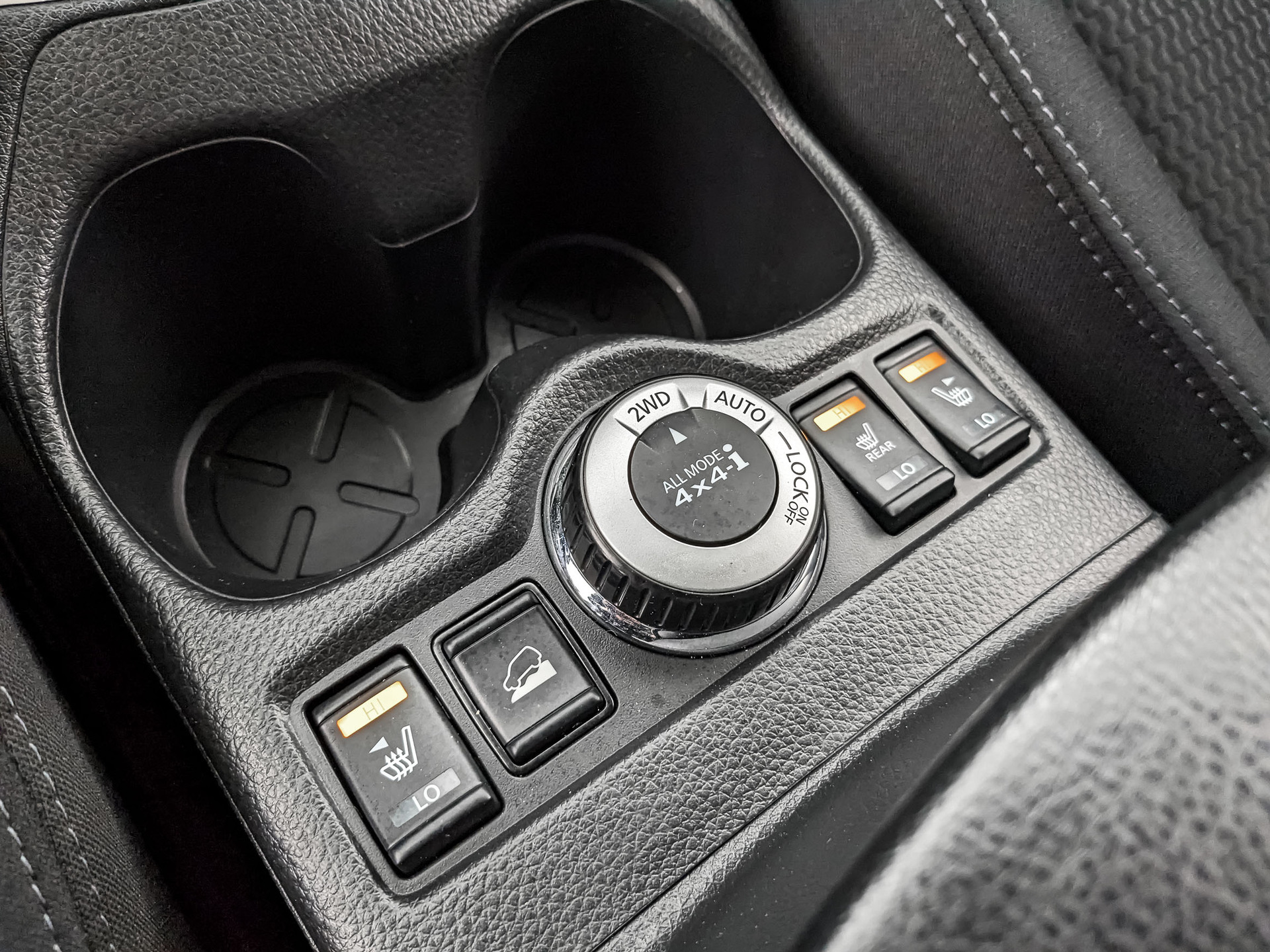 NISSAN X-Trail 2.50 (171 л.с), автомат, 2021, пробег 95 941 км