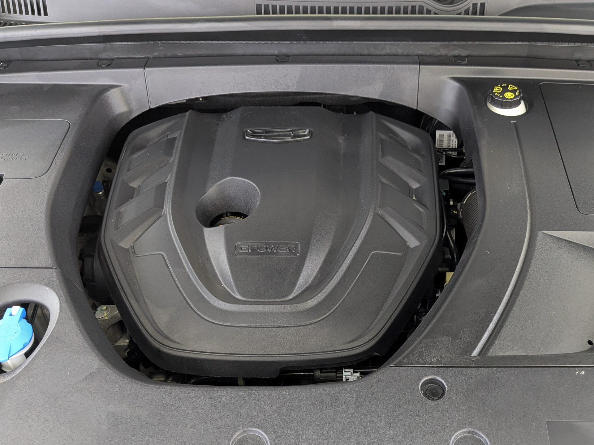 GEELY Tugella 2.00 (199 л.с), автомат, 2024, пробег 70 180 км