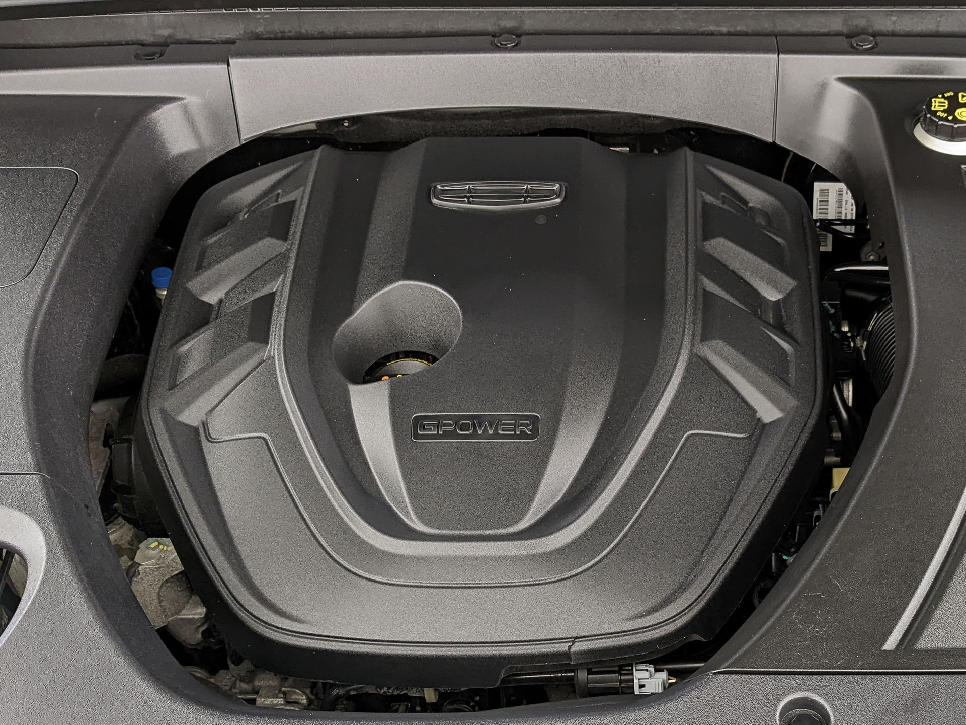 GEELY Tugella 2.00 (238 л.с), автомат, 2024, пробег 22 077 км