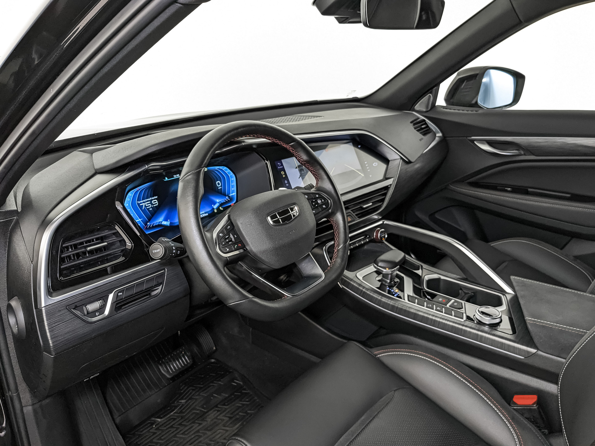 GEELY Tugella 2.00 (238 л.с), автомат, 2024, пробег 22 077 км