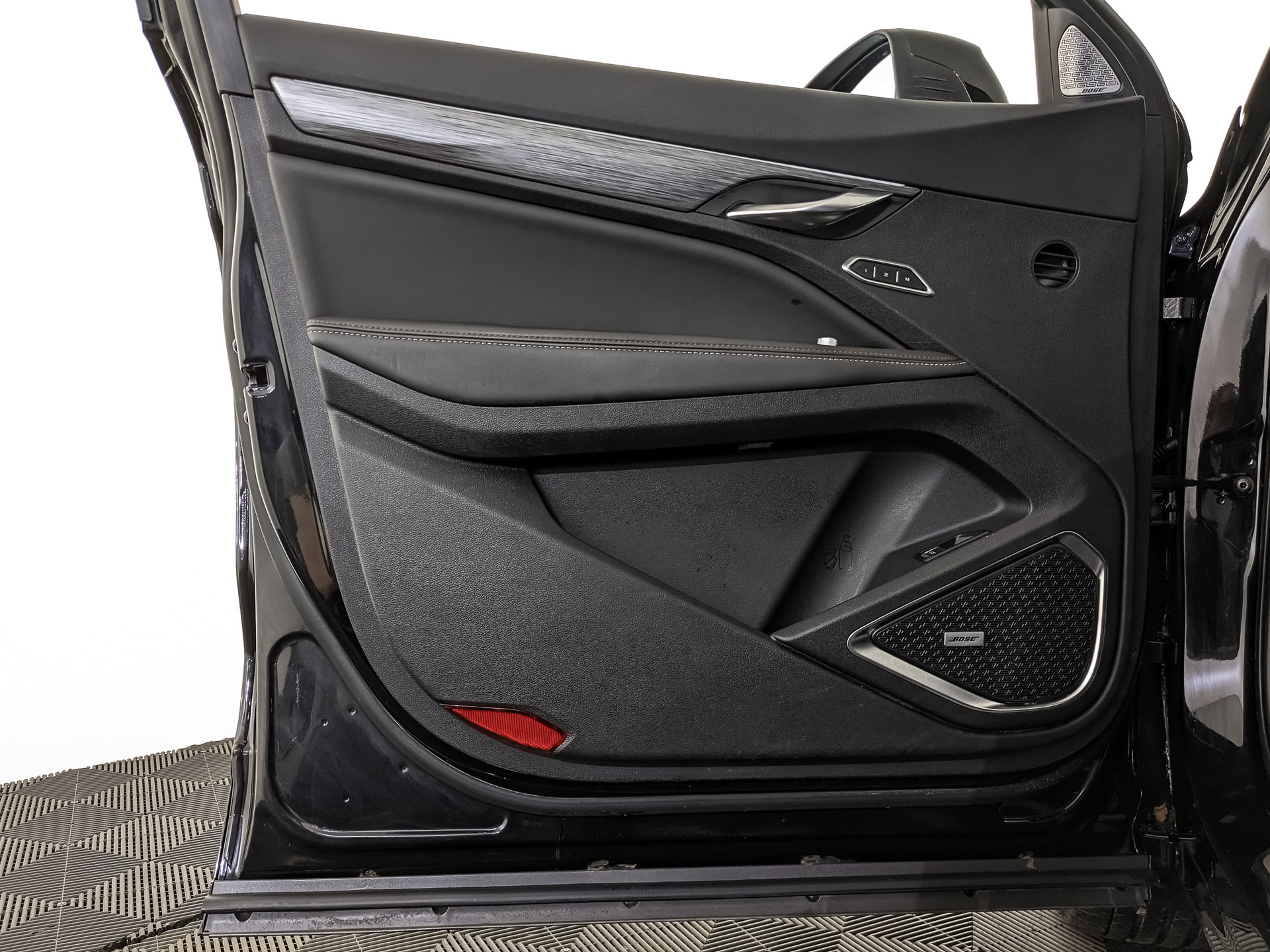 GEELY Tugella 2.00 (238 л.с), автомат, 2024, пробег 22 077 км