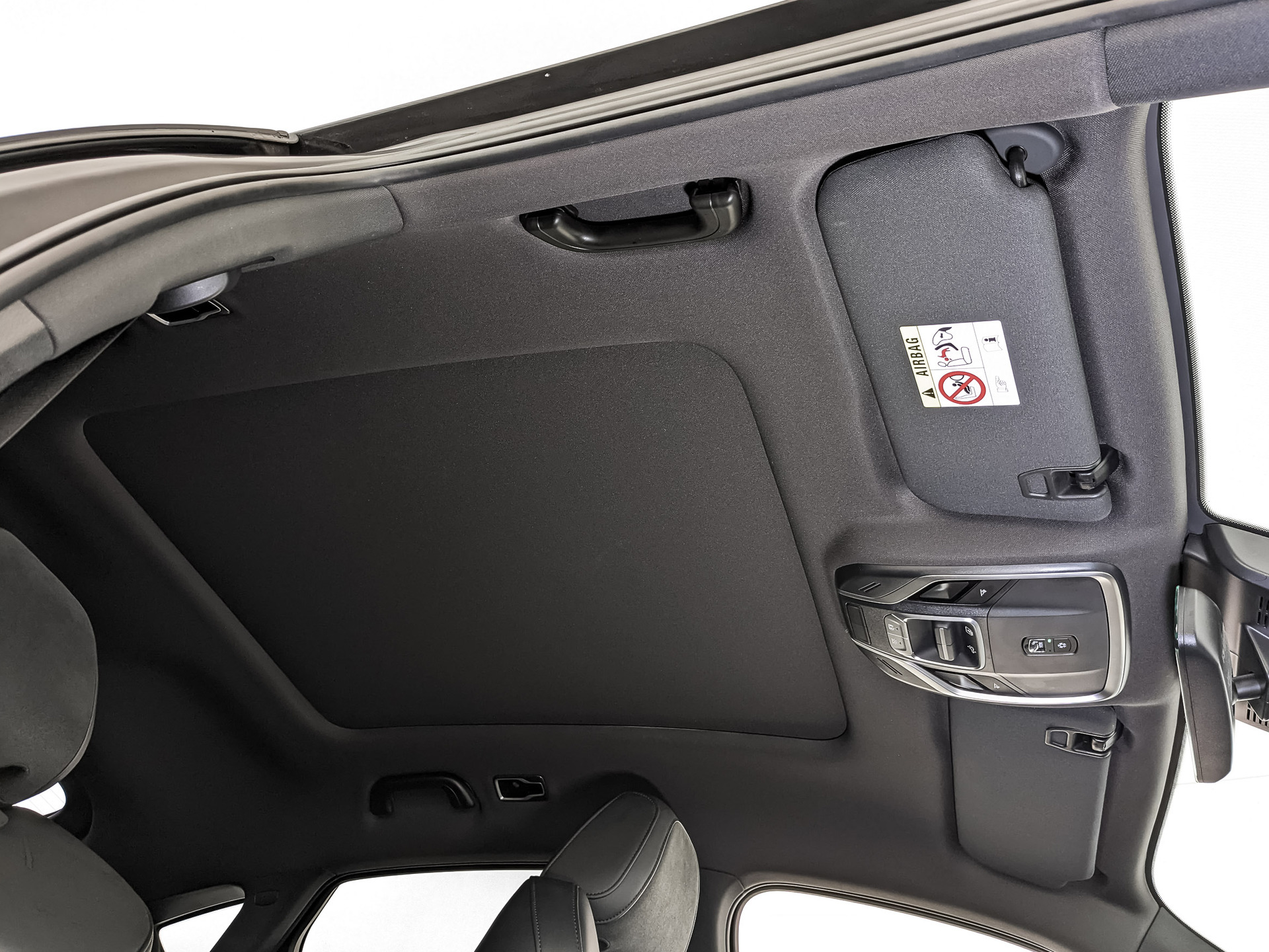GEELY Tugella 2.00 (238 л.с), автомат, 2024, пробег 22 077 км