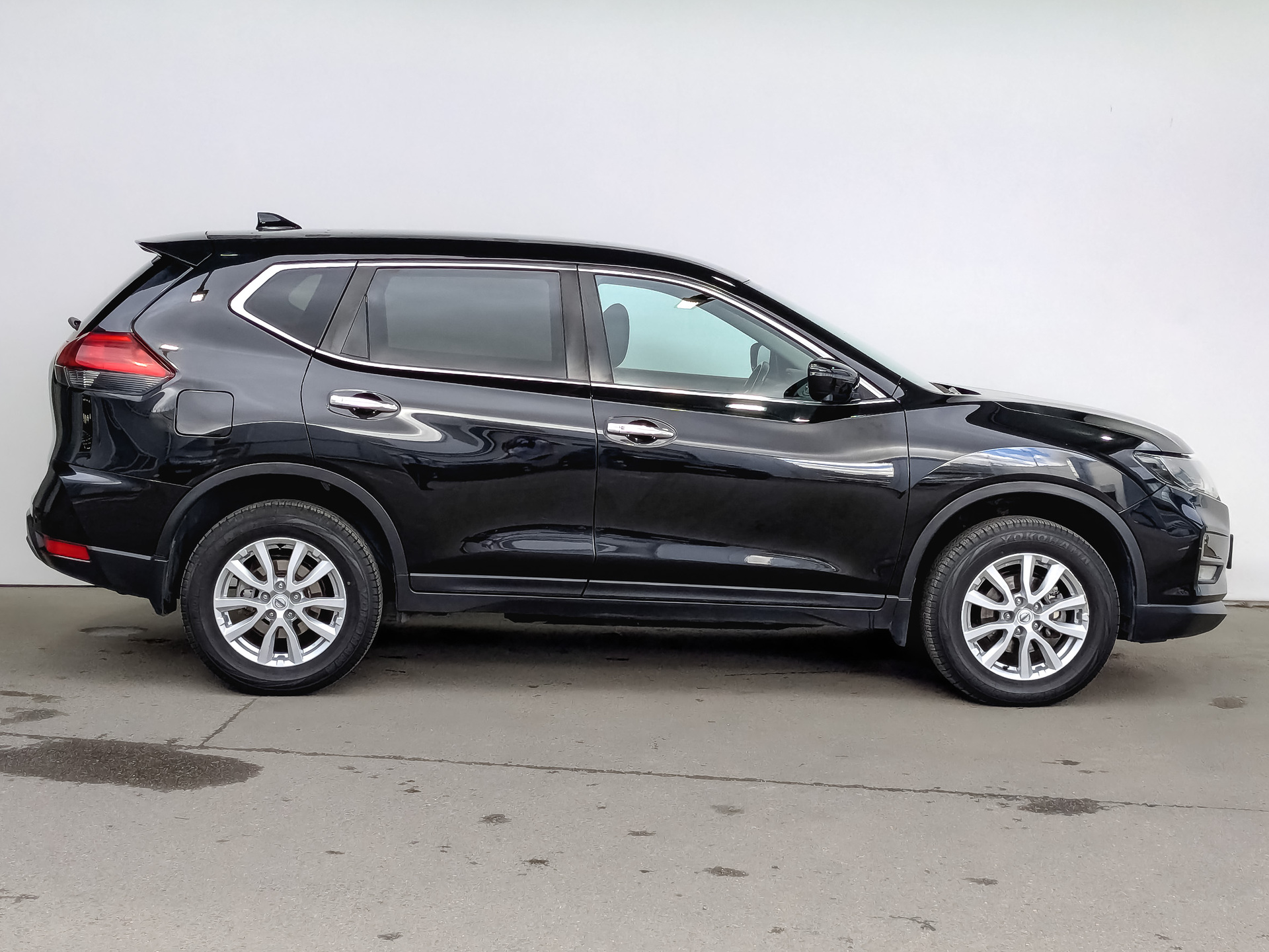 NISSAN X-Trail 2.00 (144 л.с), автомат, 2020, пробег 43 945 км