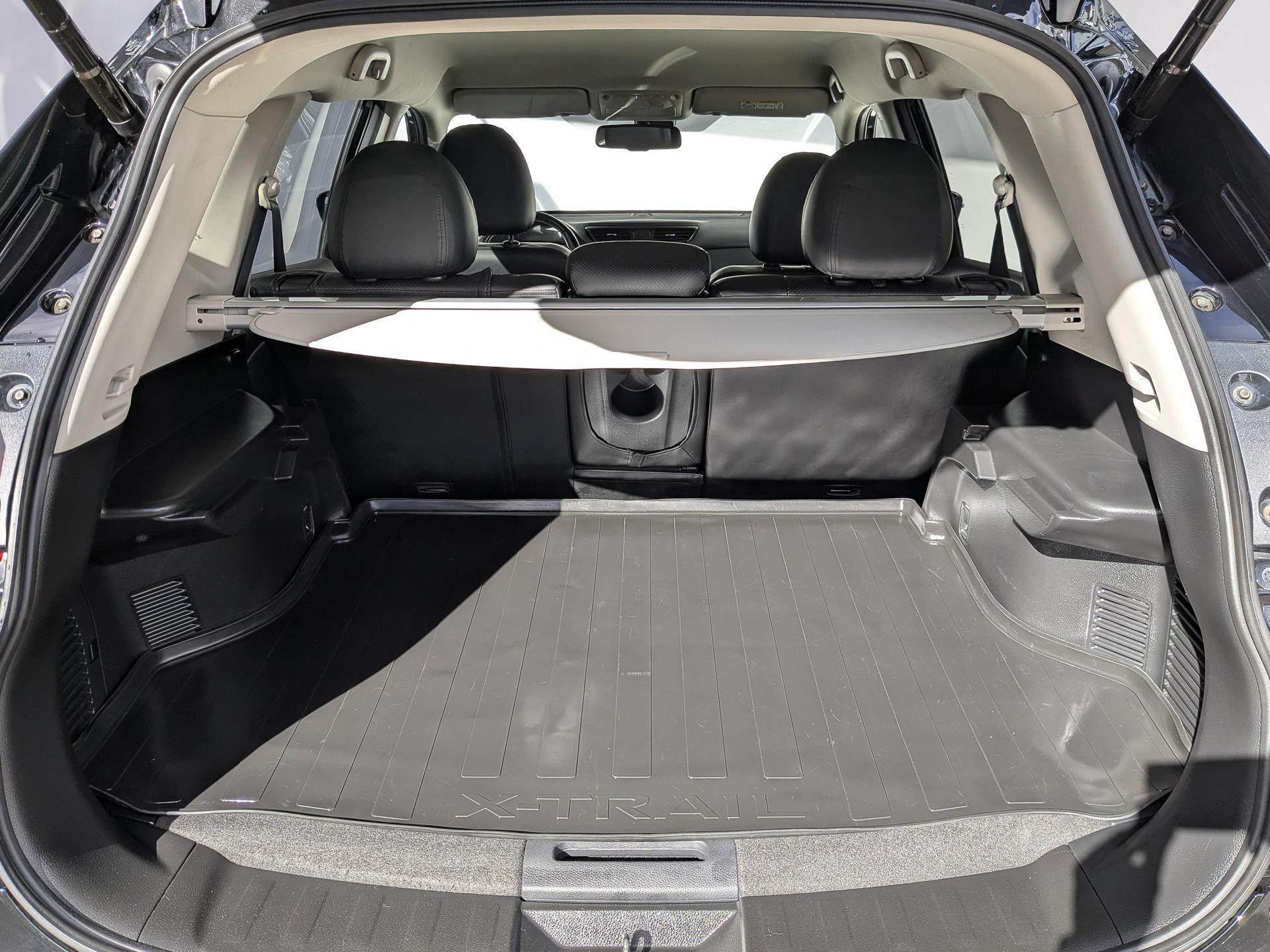 NISSAN X-Trail 2.00 (144 л.с), автомат, 2020, пробег 43 945 км