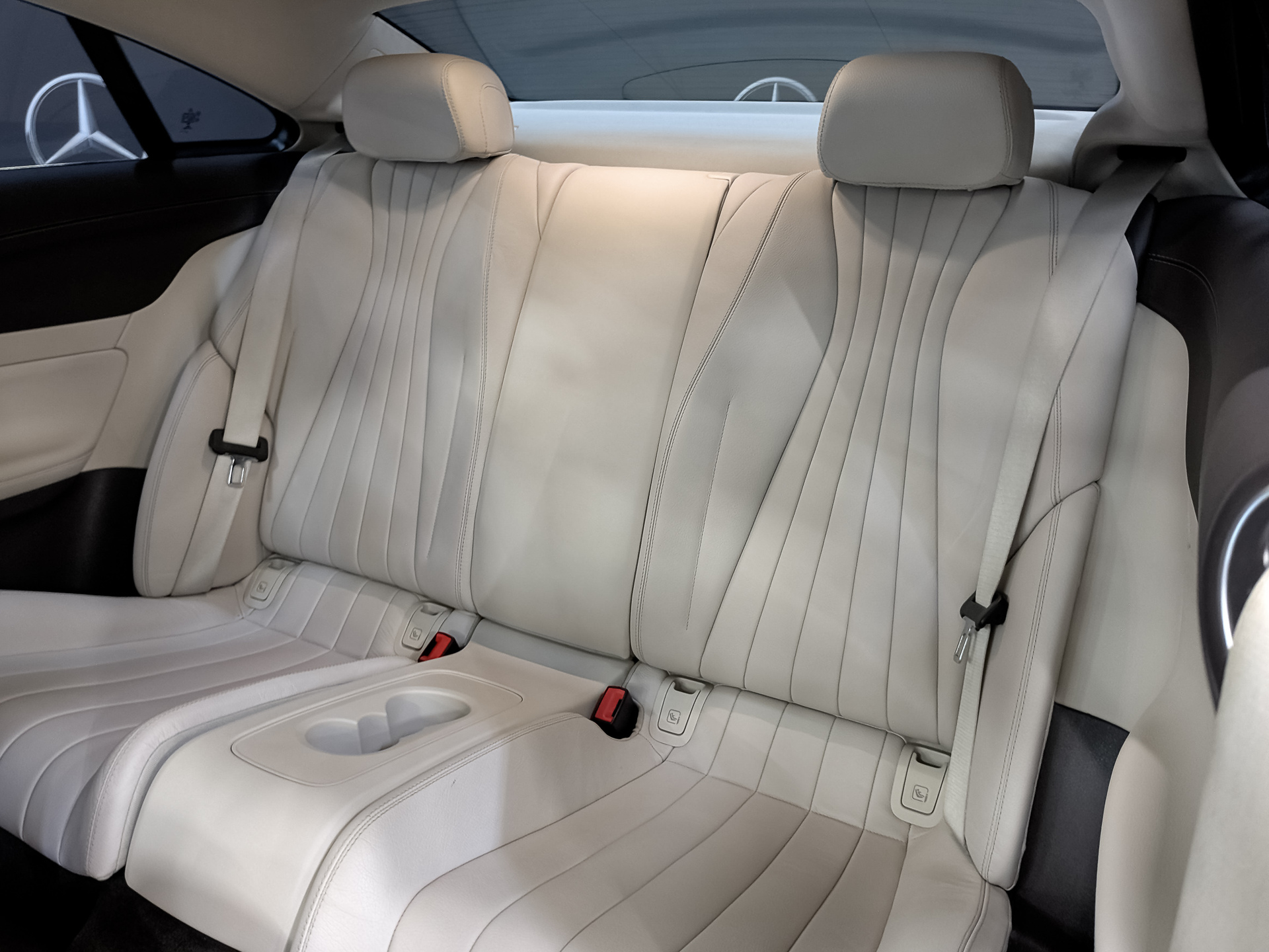 MERCEDES-BENZ E-Класс Купе 2.00 (245 л.с), автомат, 2017, пробег 132 876 км