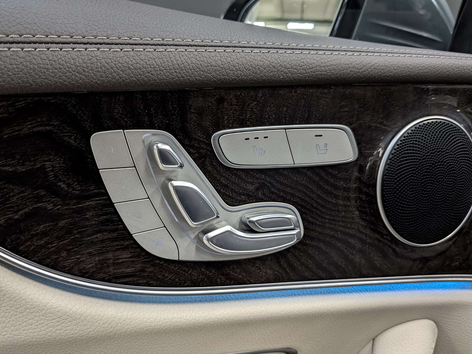 MERCEDES-BENZ E-Класс Купе 2.00 (245 л.с), автомат, 2017, пробег 132 876 км