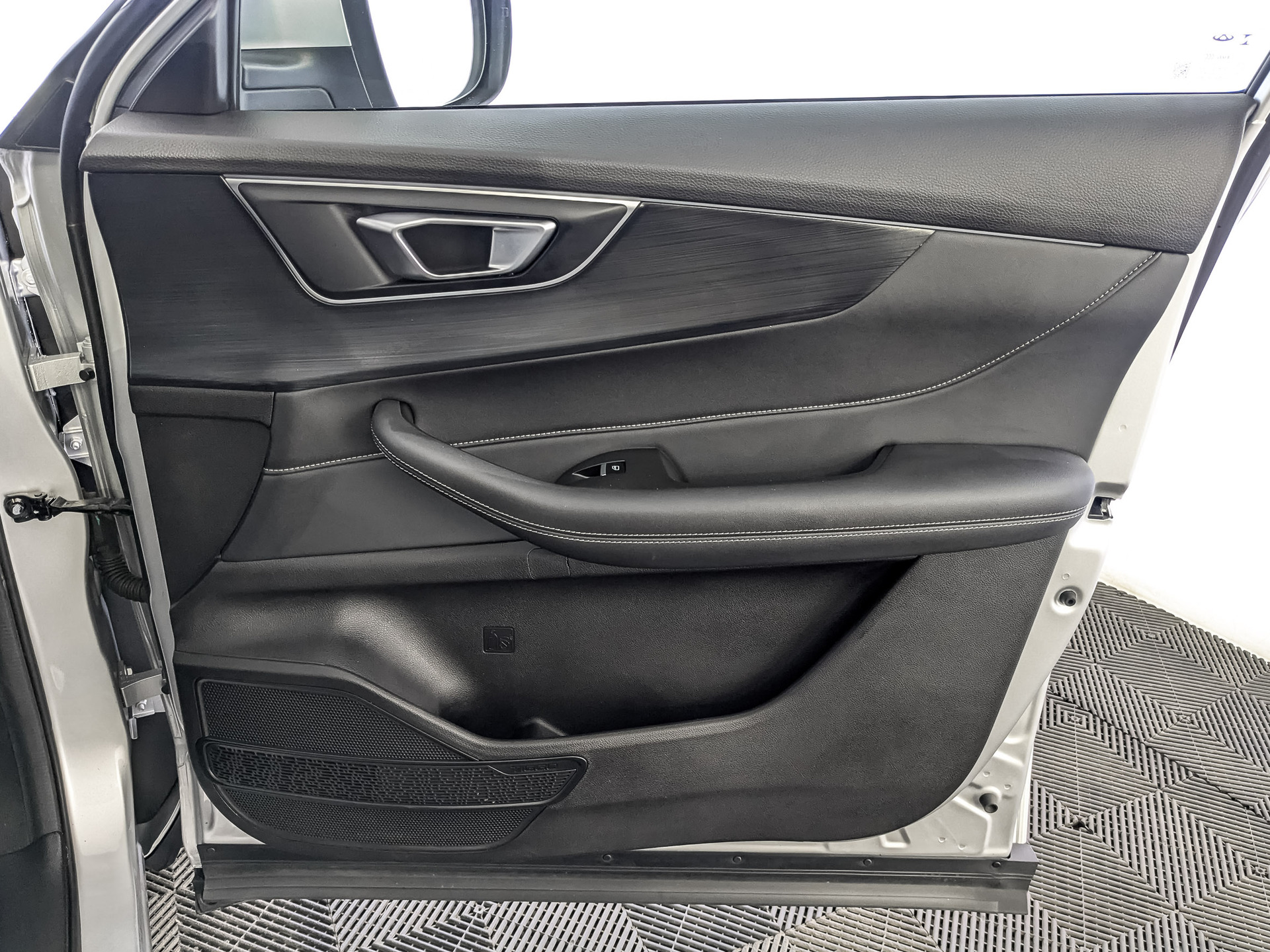 CHERY Tiggo 4 Pro 1.50 (147 л.с), автомат, 2024, пробег 33 439 км