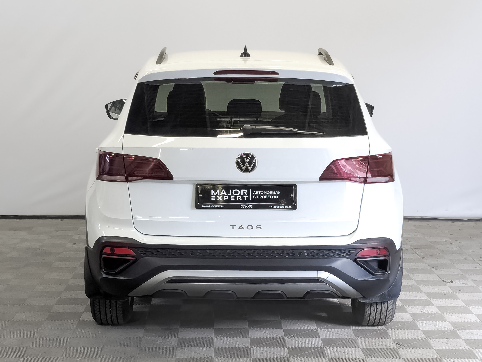 VOLKSWAGEN Taos 1.40 (150 л.с), автомат, 2022, пробег 95 360 км