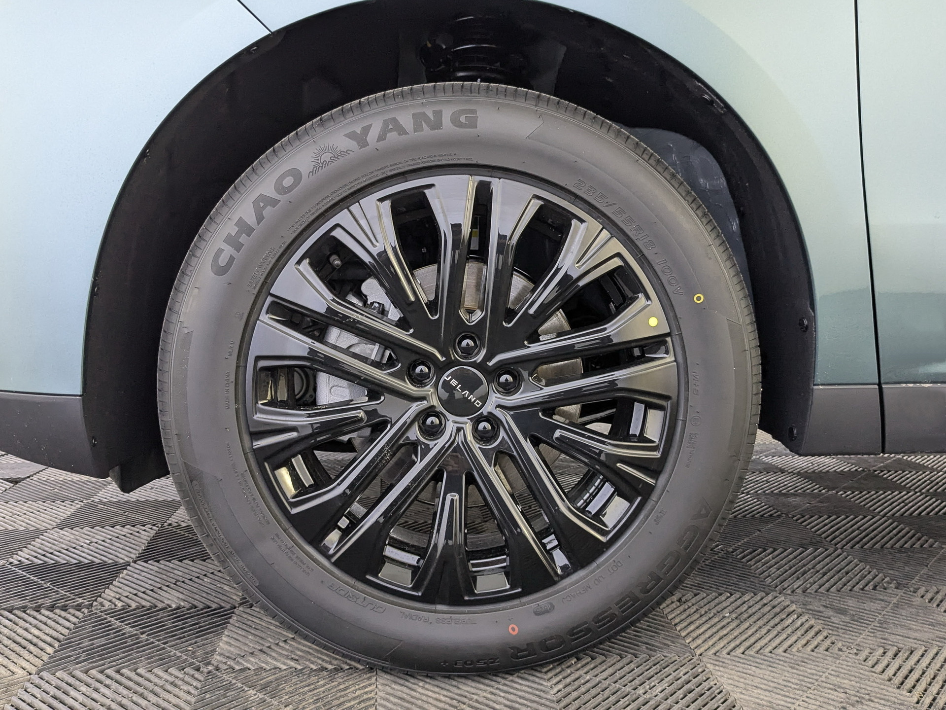 Фото Jeland J6 Престиж 1.5T/147 6RT 2WD