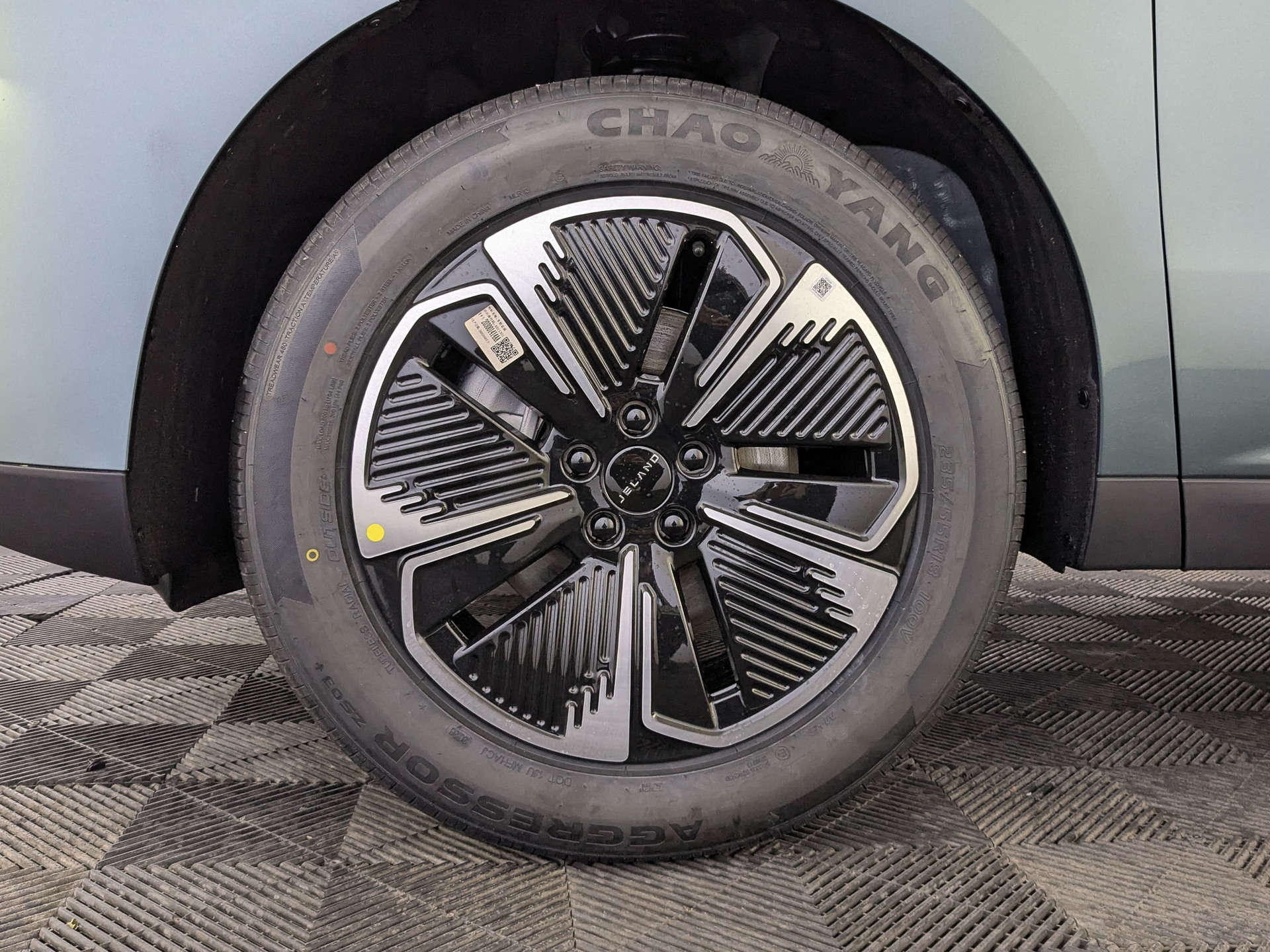 Фото Jeland J6 Престиж 1.6T/150 7RT 4WD