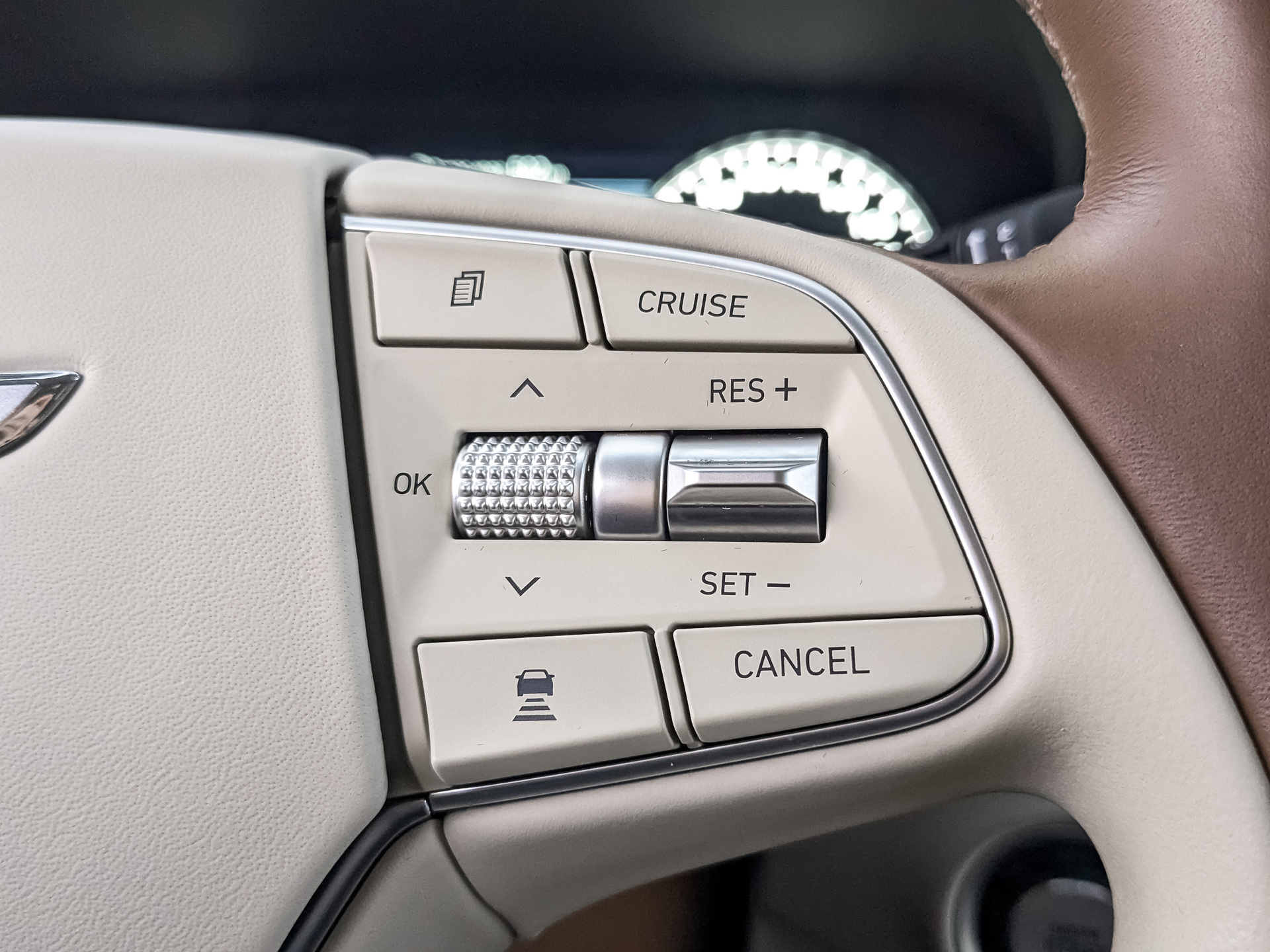 GENESIS G90 5.00 (413 л.с), автомат, 2022, пробег 55 762 км