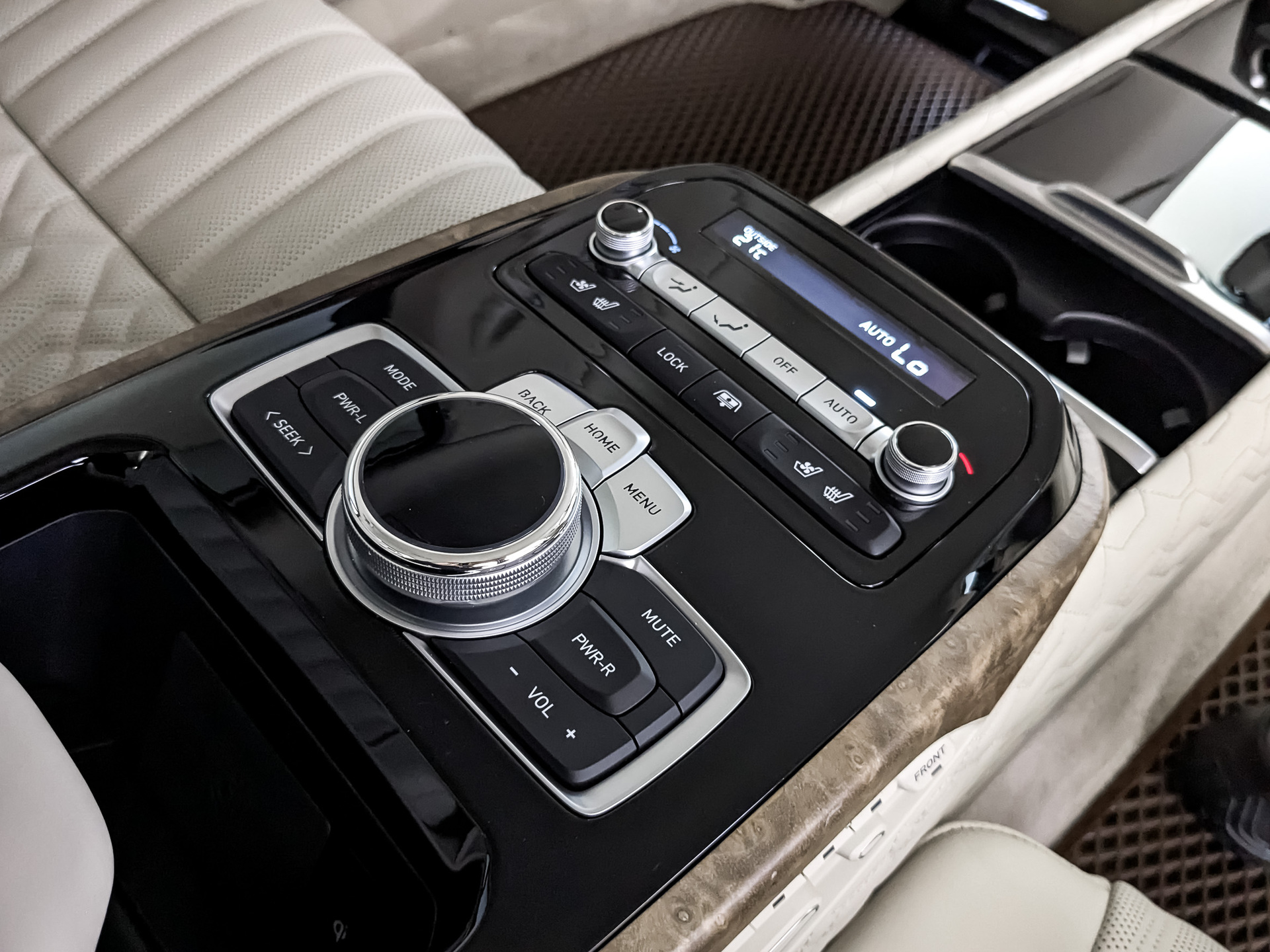 GENESIS G90 5.00 (413 л.с), автомат, 2022, пробег 55 762 км