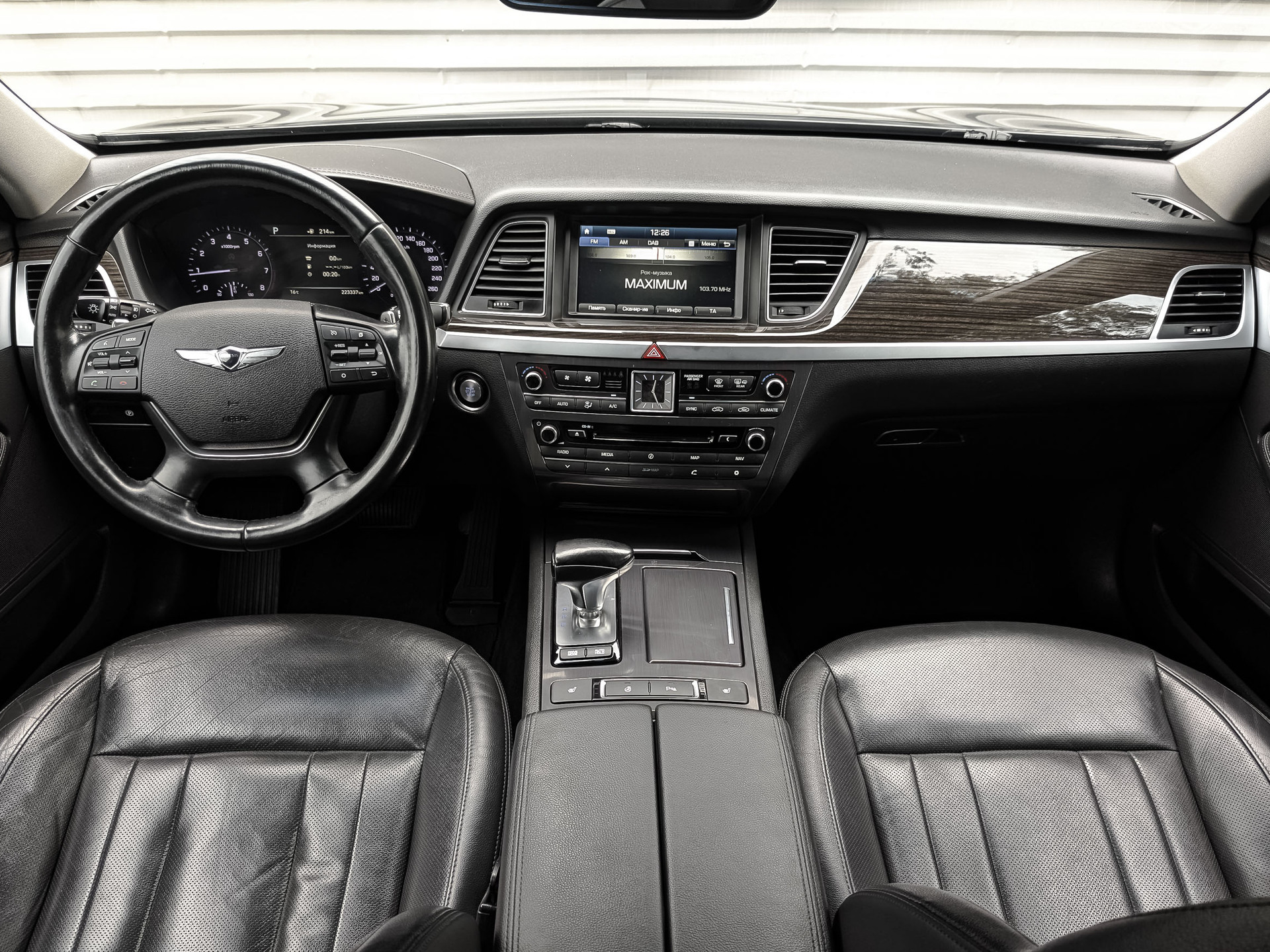 GENESIS G80 2.00 (197 л.с), автомат, 2019, пробег 223 337 км