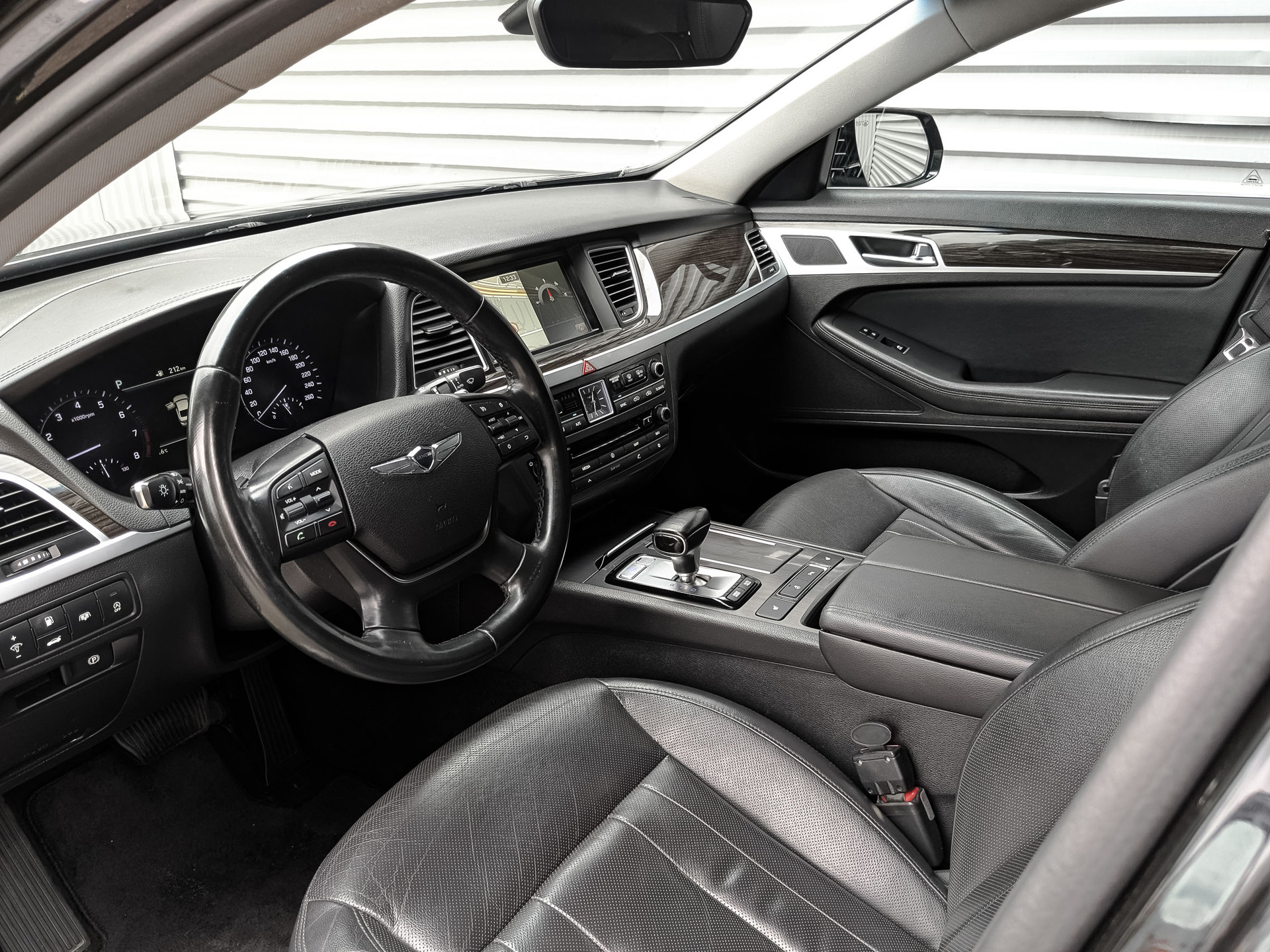 GENESIS G80 2.00 (197 л.с), автомат, 2019, пробег 223 337 км