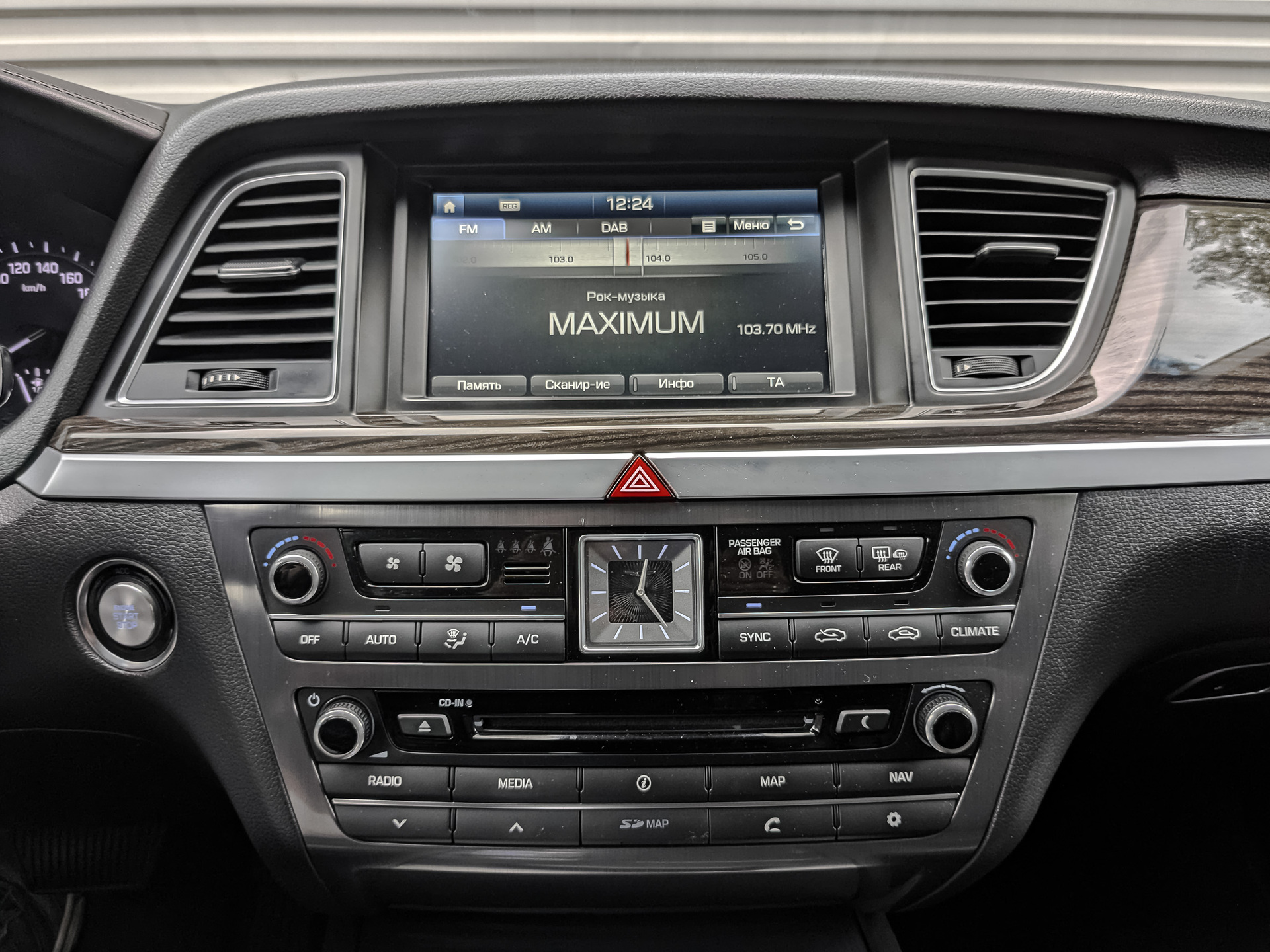 GENESIS G80 2.00 (197 л.с), автомат, 2019, пробег 223 337 км