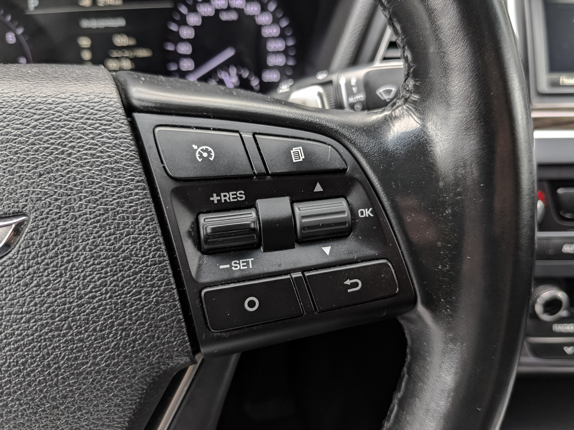 GENESIS G80 2.00 (197 л.с), автомат, 2019, пробег 223 337 км