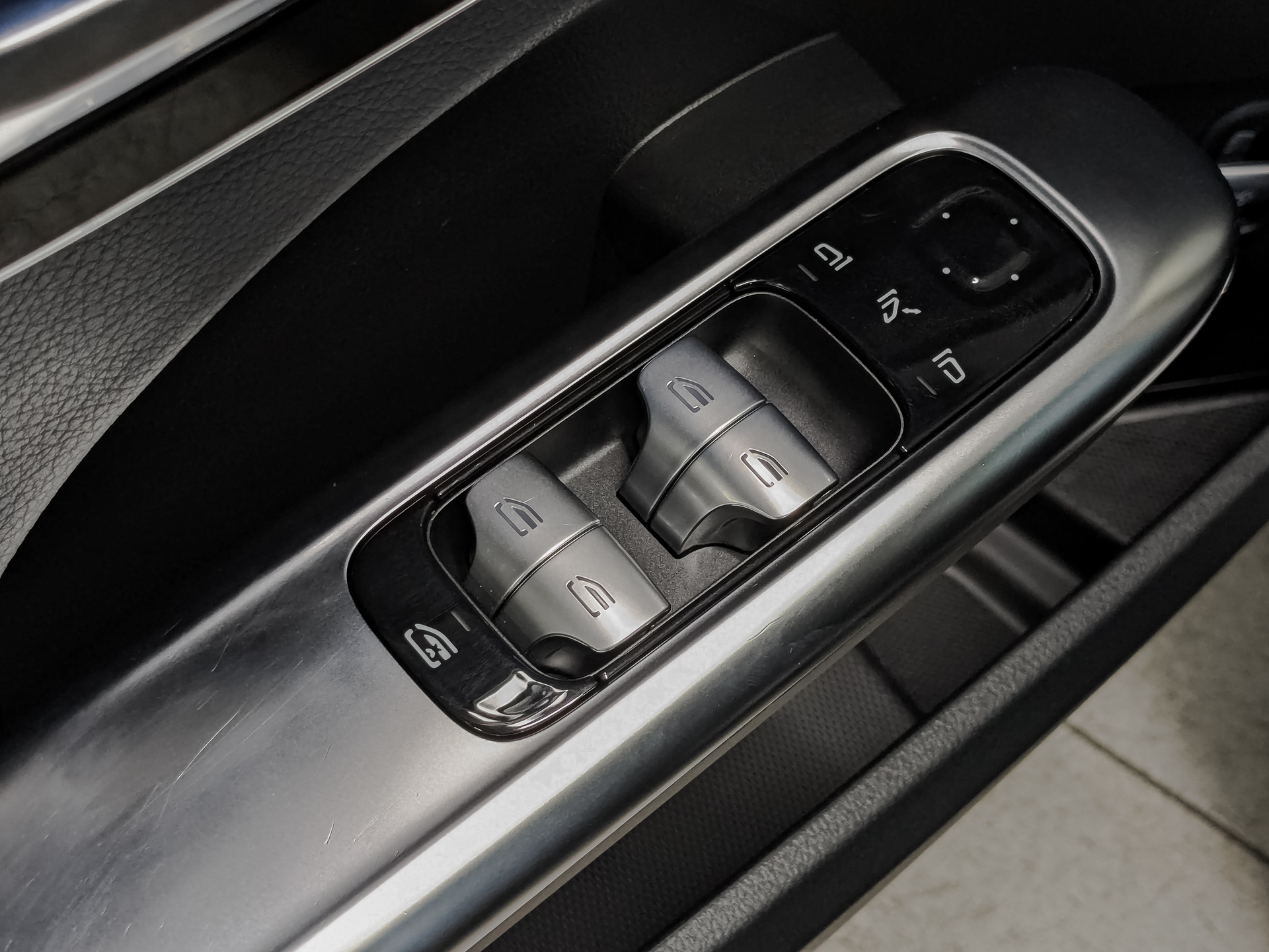 MERCEDES-BENZ C-Класс 1.50 (218 л.с), автомат, 2021, пробег 41 744 км
