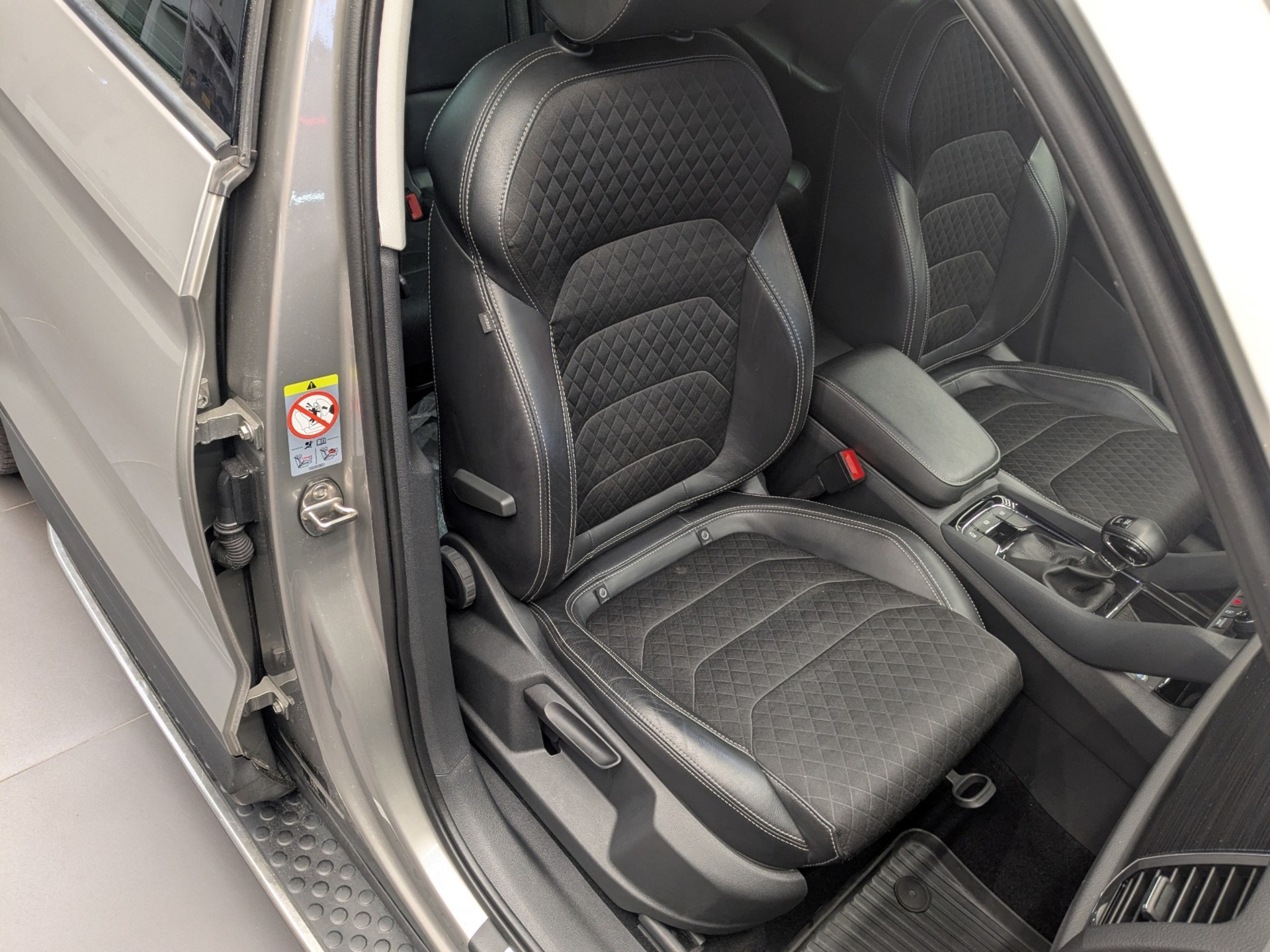 SKODA Kodiaq 2.00 (180 л.с), автомат, 2020, пробег 140 705 км