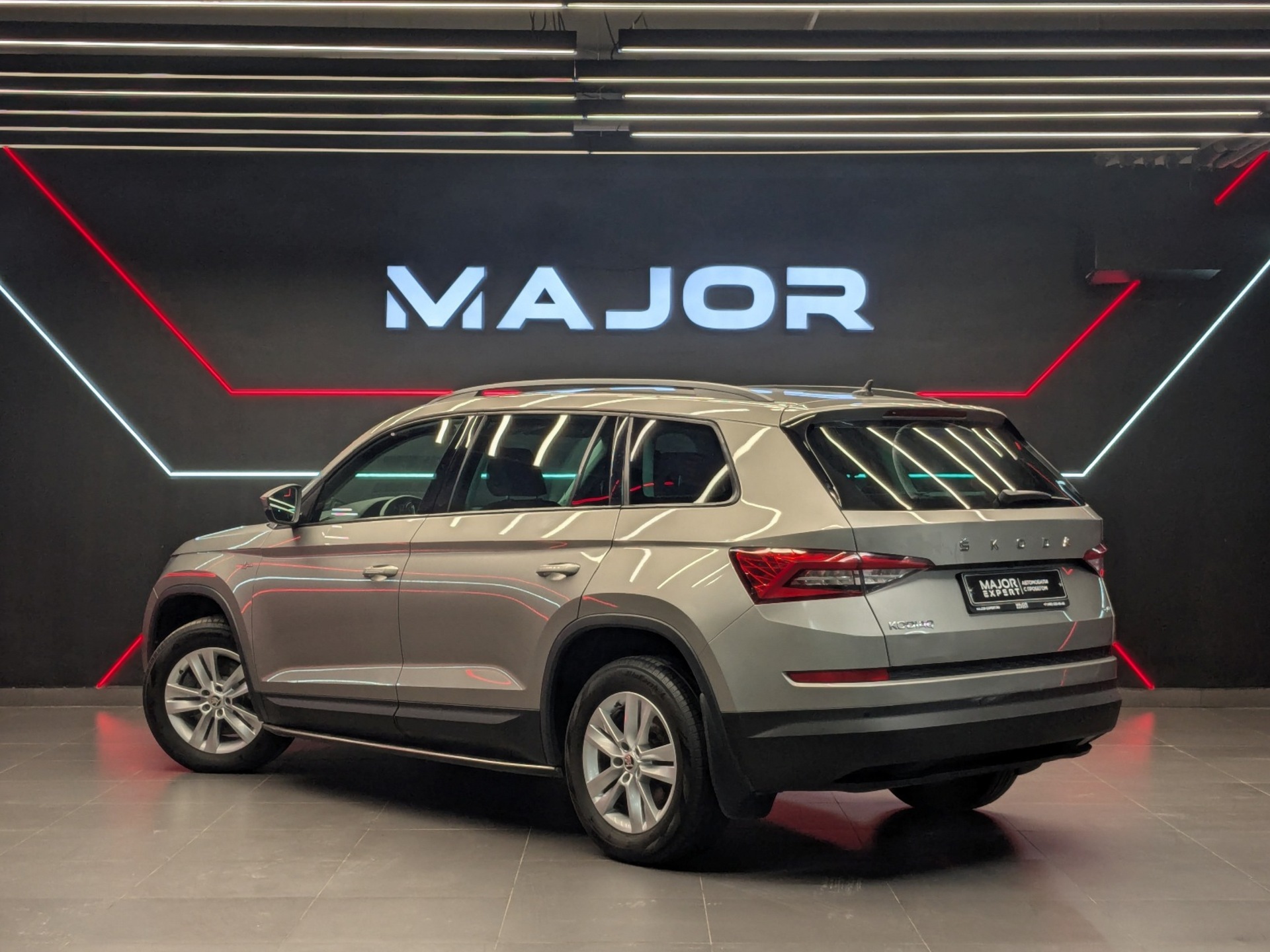 SKODA Kodiaq 2.00 (180 л.с), автомат, 2020, пробег 140 705 км