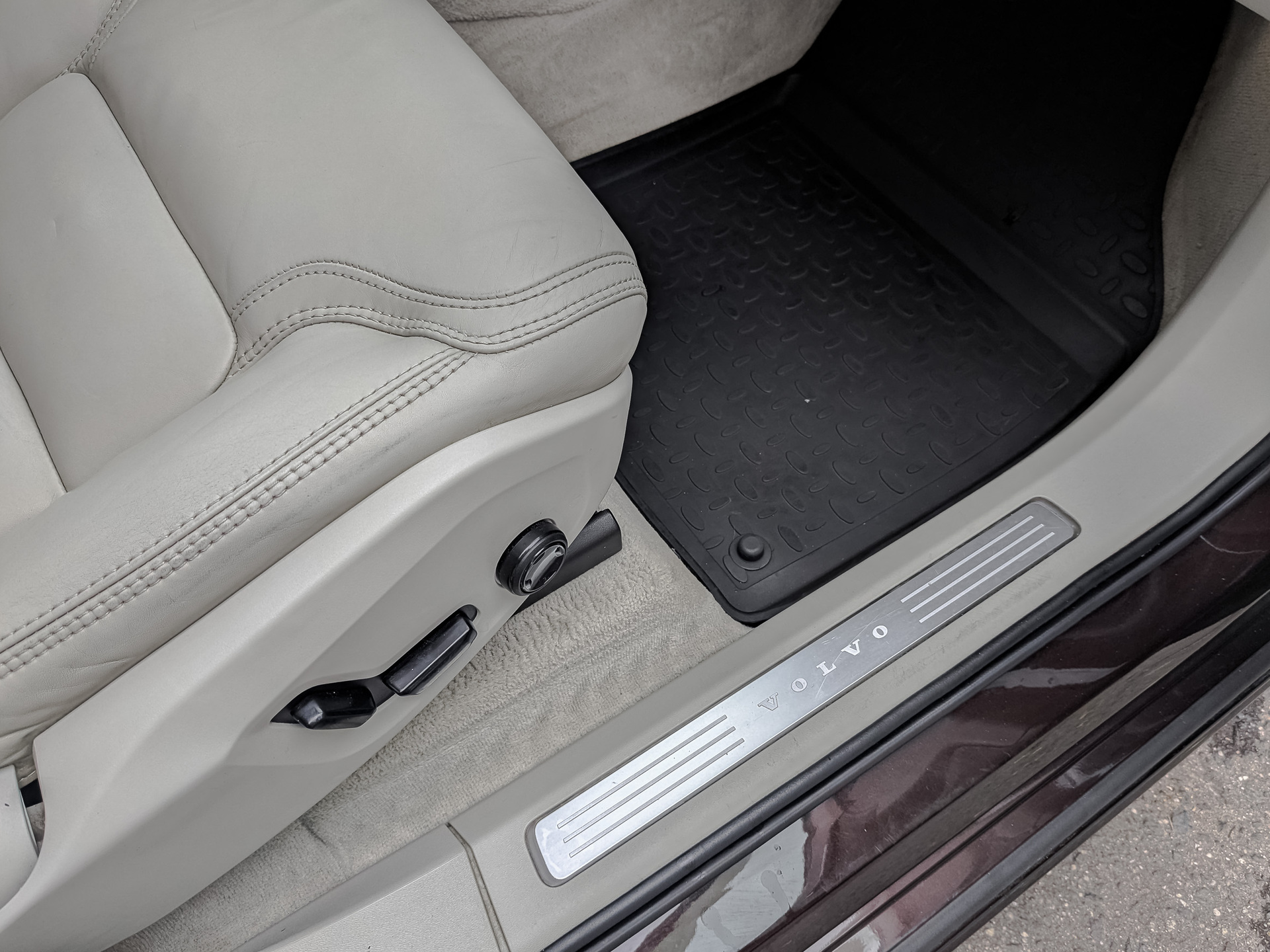 VOLVO XC90 2.00 (235 л.с), автомат, 2018, пробег 200 505 км