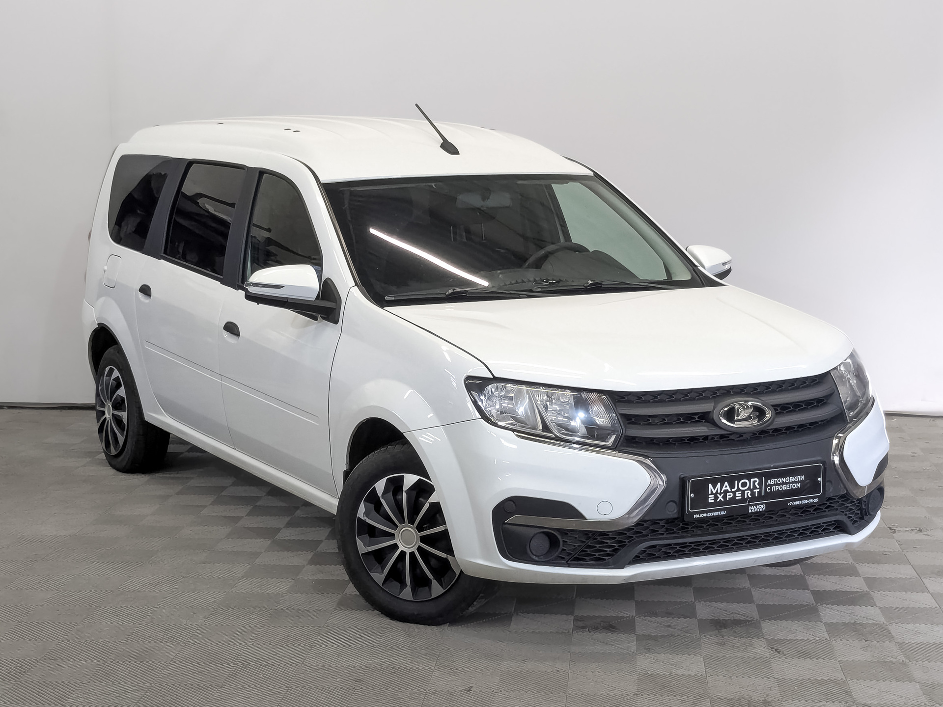 LADA Largus 1.60 (90 л.с), механическая, 2024, пробег 80 203 км