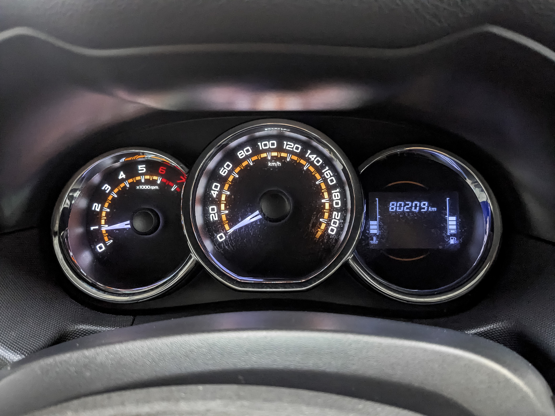 LADA Largus 1.60 (90 л.с), механическая, 2024, пробег 80 203 км