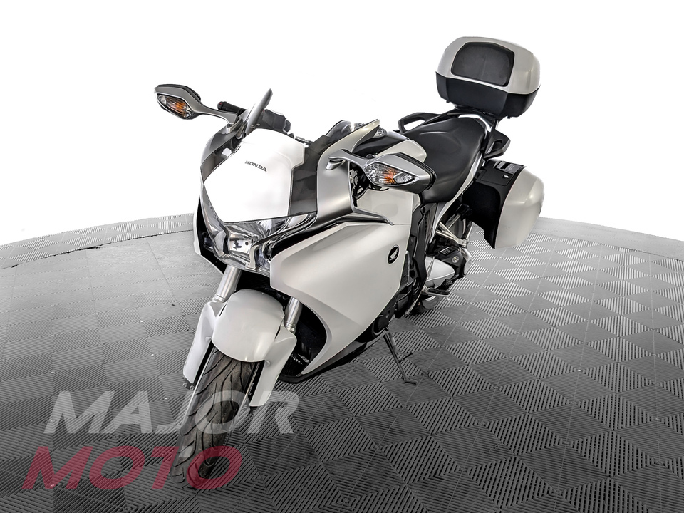 Honda VFR 1200 - фото №3