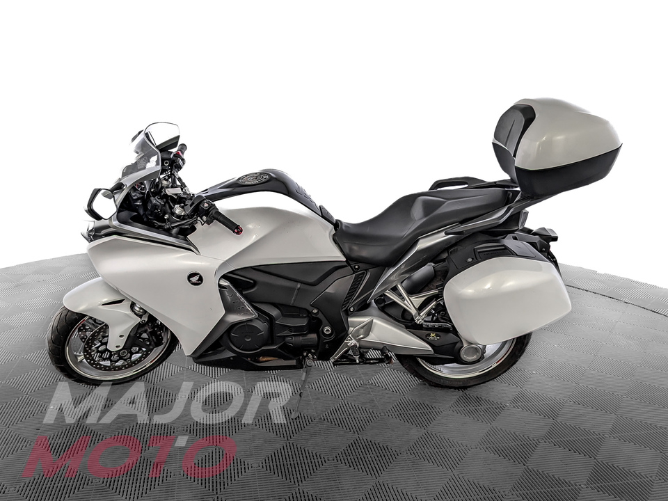 Honda VFR 1200 - фото №4