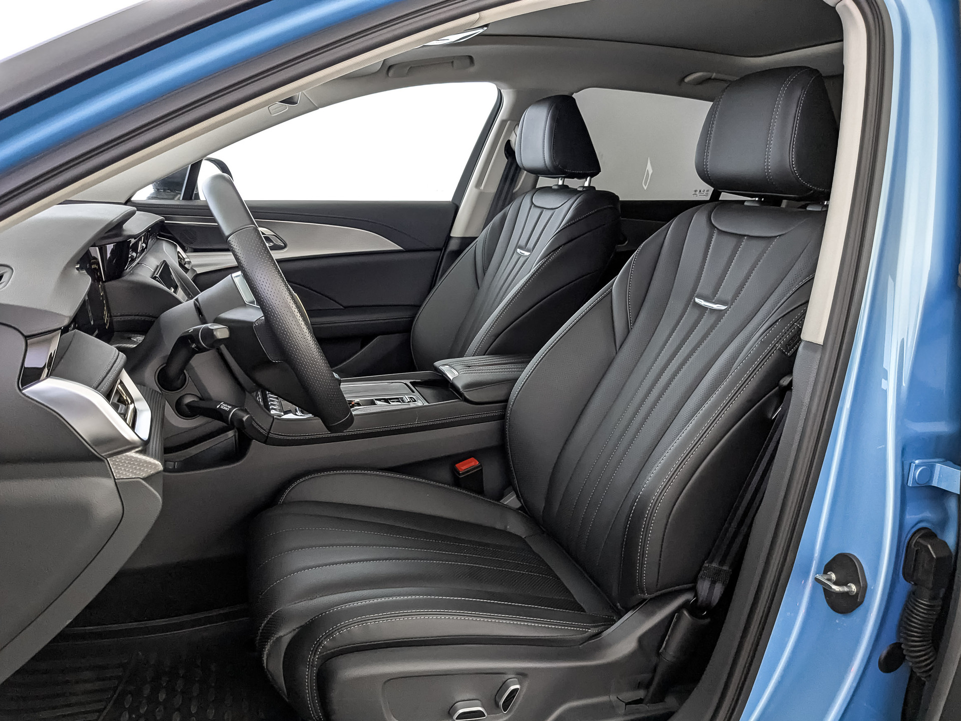 HONGQI H5 II 2.00 (218 л.с), автомат, 2024, пробег 26 209 км