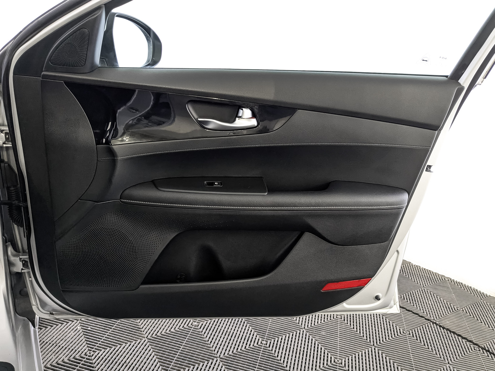 KIA Cerato 1.60 (127 л.с), автомат, 2021, пробег 86 416 км