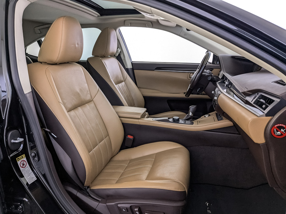 Фото Lexus ES с пробегом 99407 км