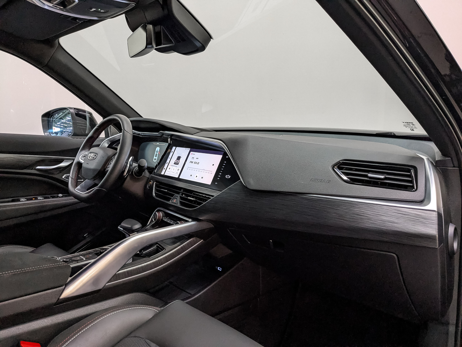 GEELY Tugella 2.00 (238 л.с), автомат, 2023, пробег 33 260 км