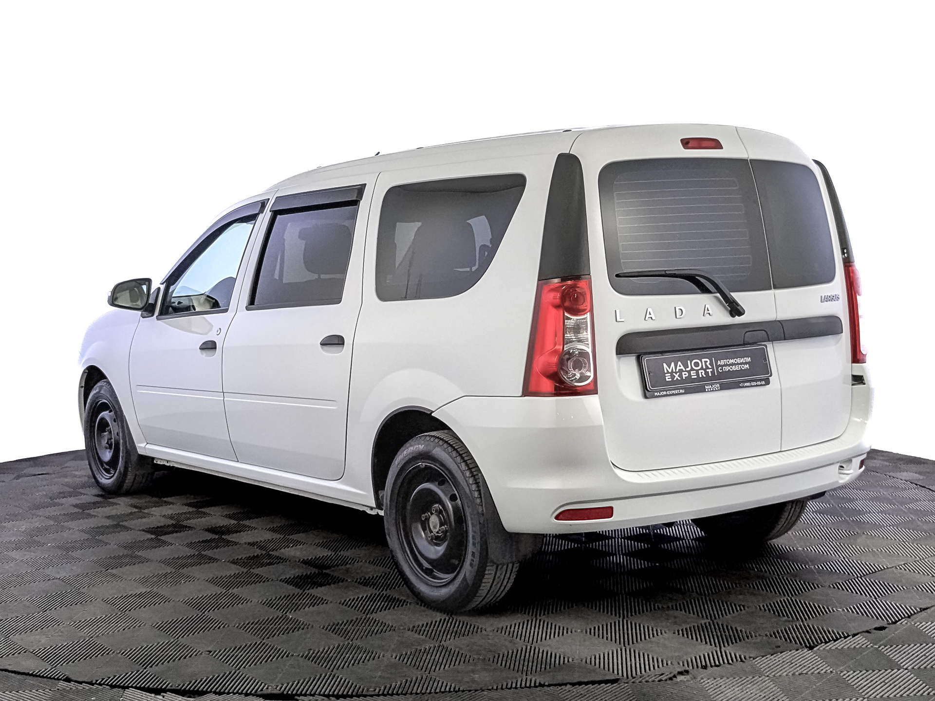LADA Largus 1.60 (90 л.с), механическая, 2021, пробег 32 820 км