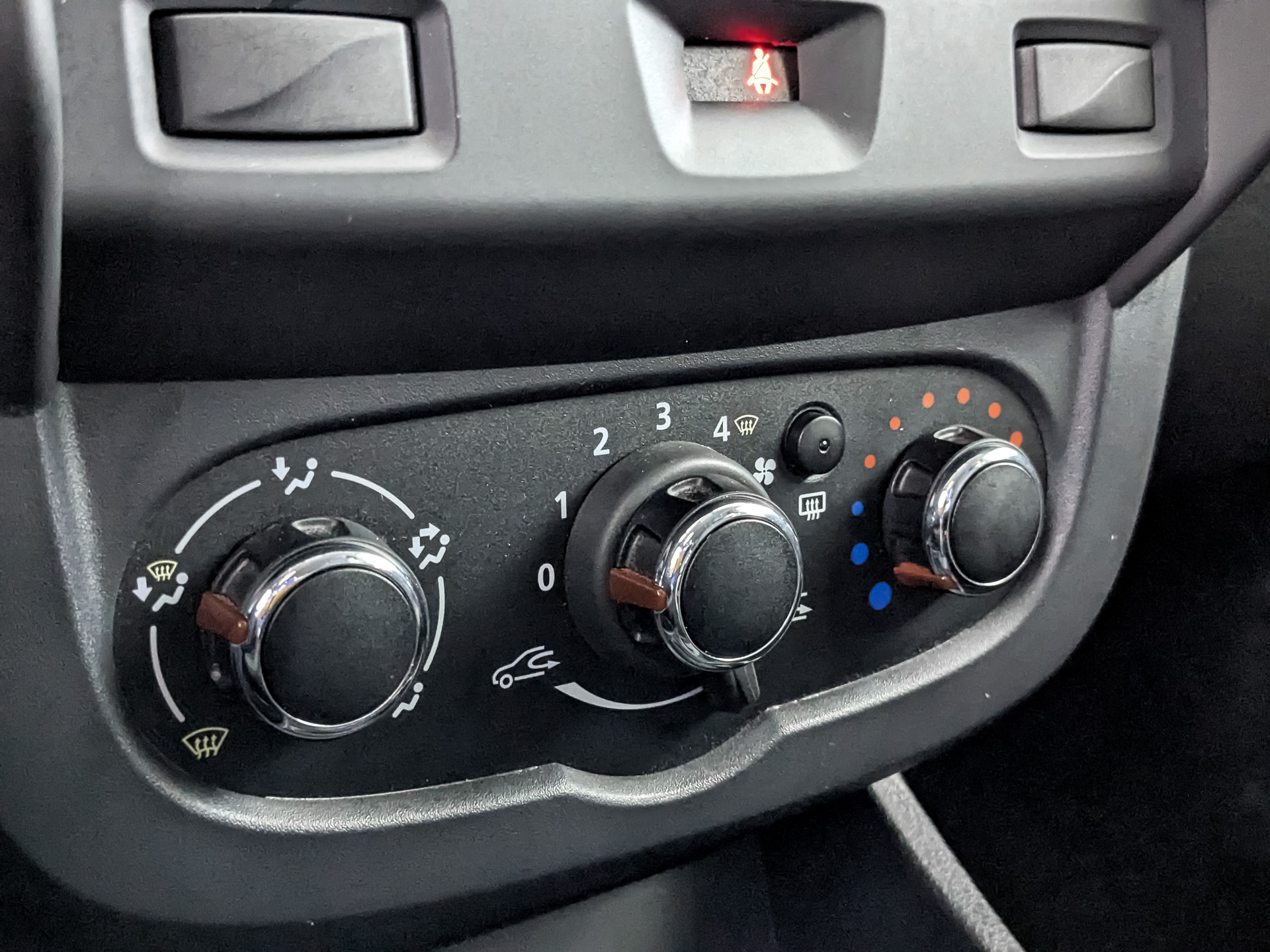 LADA Largus 1.60 (90 л.с), механическая, 2021, пробег 32 820 км