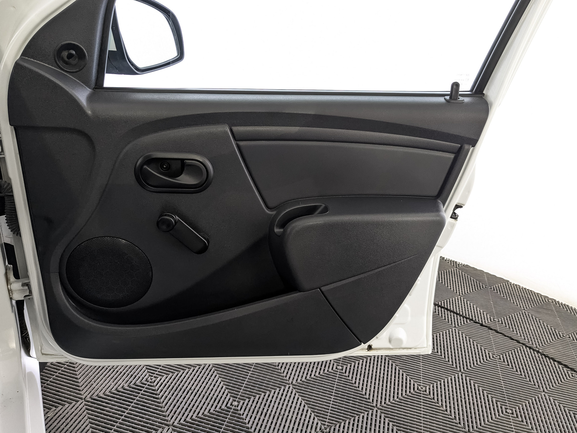LADA Largus 1.60 (90 л.с), механическая, 2021, пробег 32 820 км