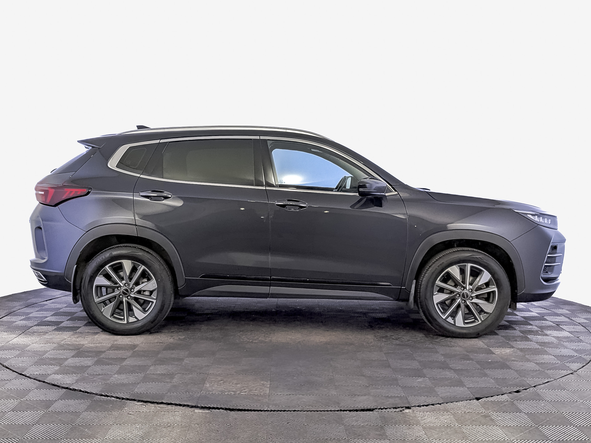 EXEED LX 1.50 (147 л.с), автомат, 2023, пробег 69 888 км