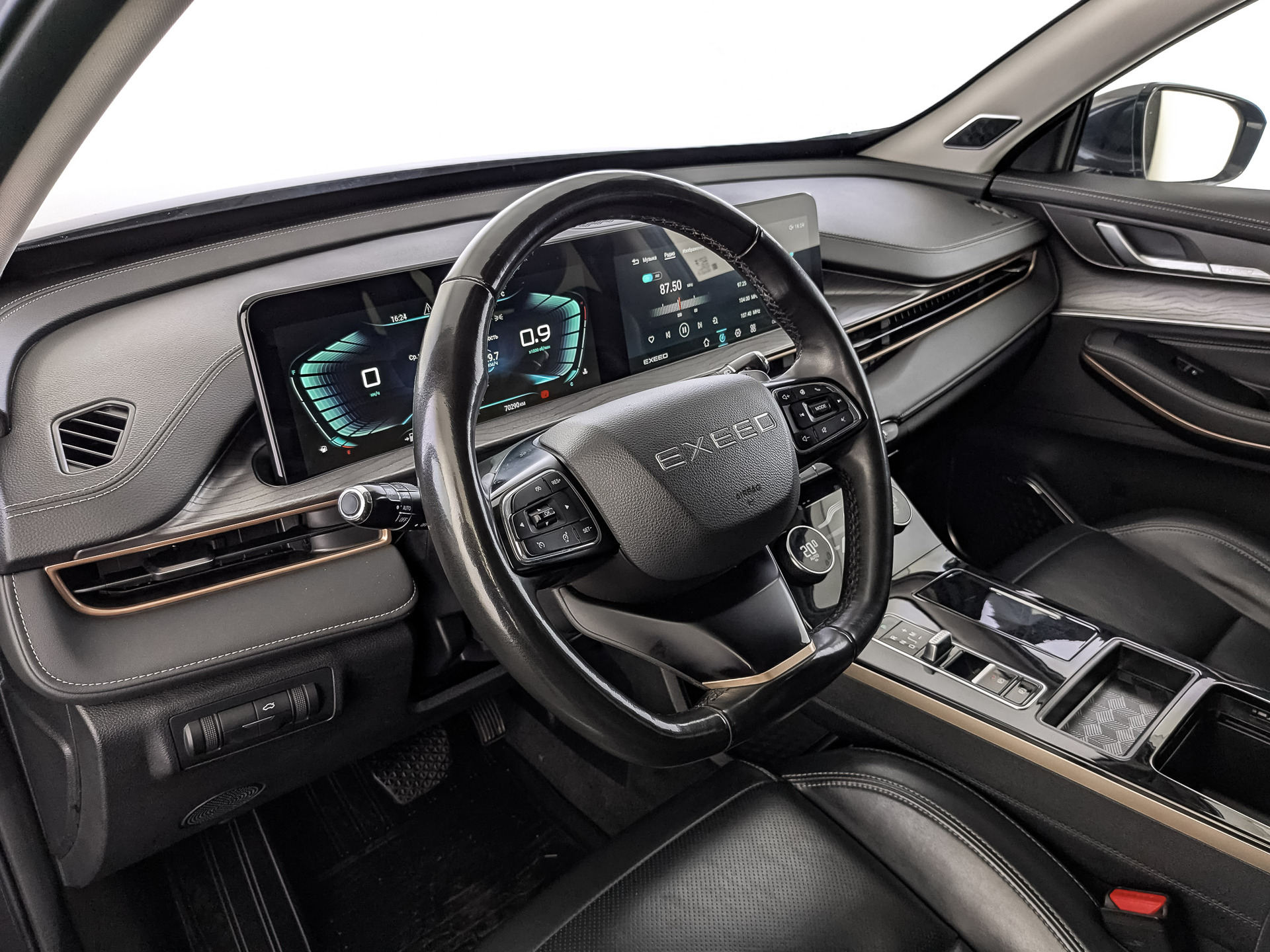 EXEED LX 1.50 (147 л.с), автомат, 2023, пробег 69 888 км