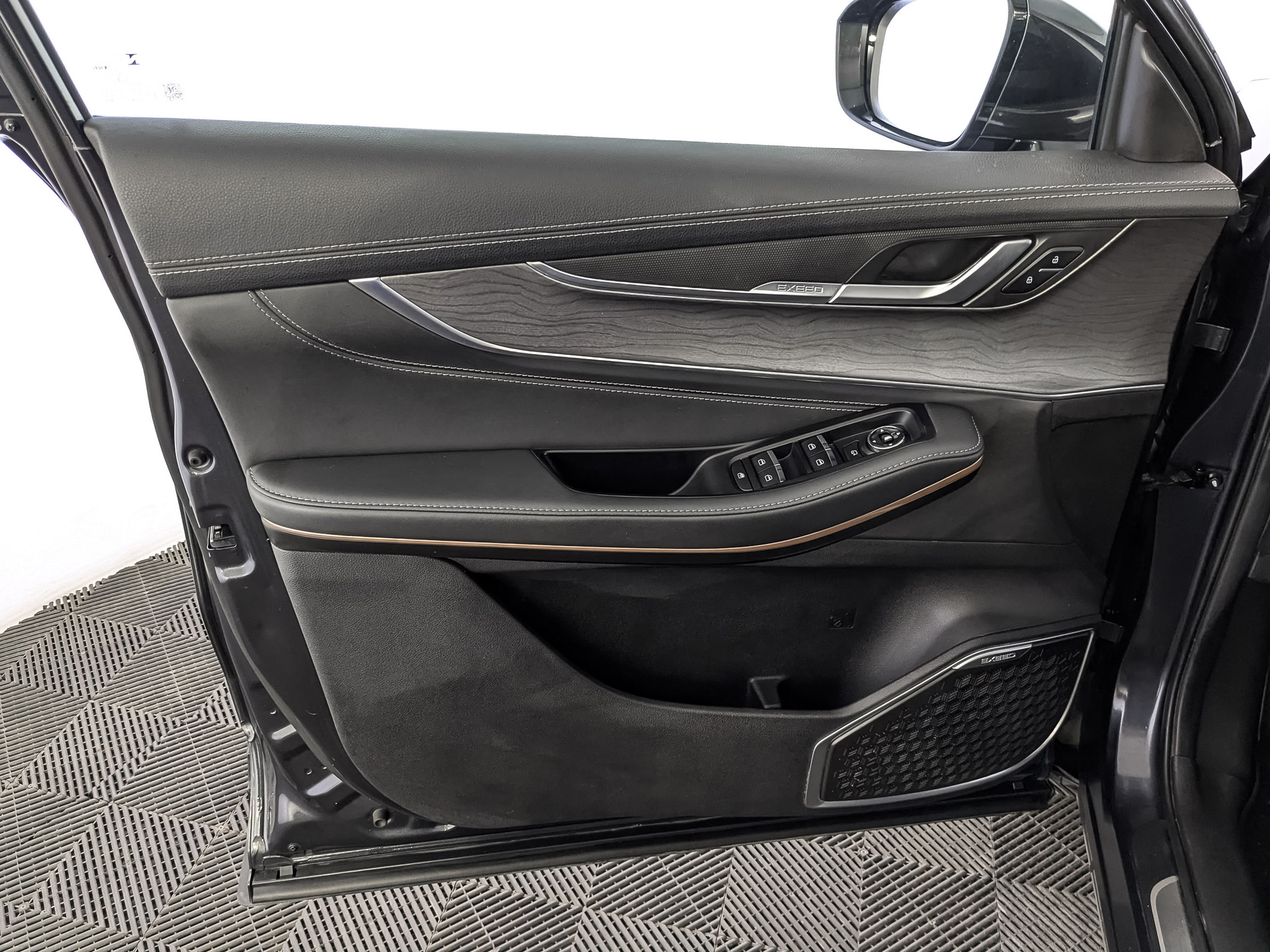 EXEED LX 1.50 (147 л.с), автомат, 2023, пробег 69 888 км