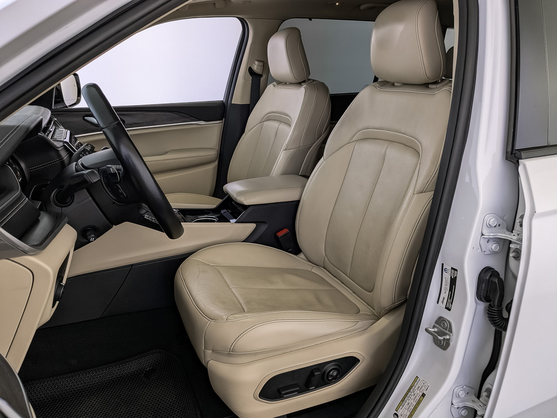 JEEP Grand Cherokee 3.60 (290 л.с), автомат, 2022, пробег 67 525 км