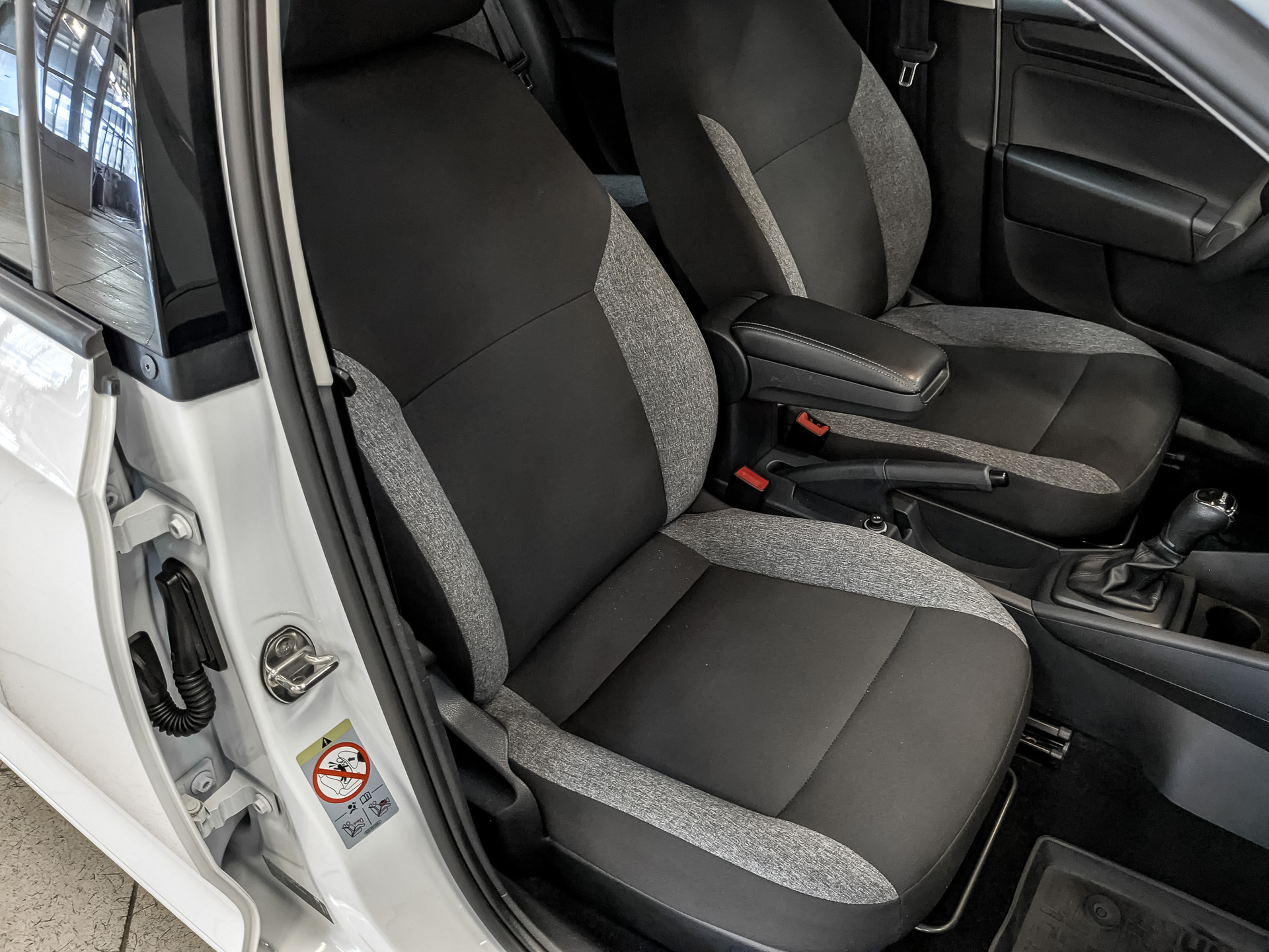 SKODA Rapid II 1.60 (110 л.с), автомат, 2021, пробег 127 265 км